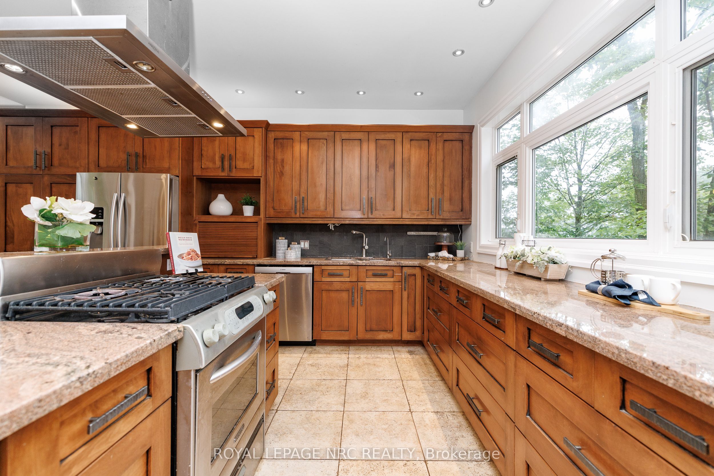 50 Tremont Drive Property Photo 11