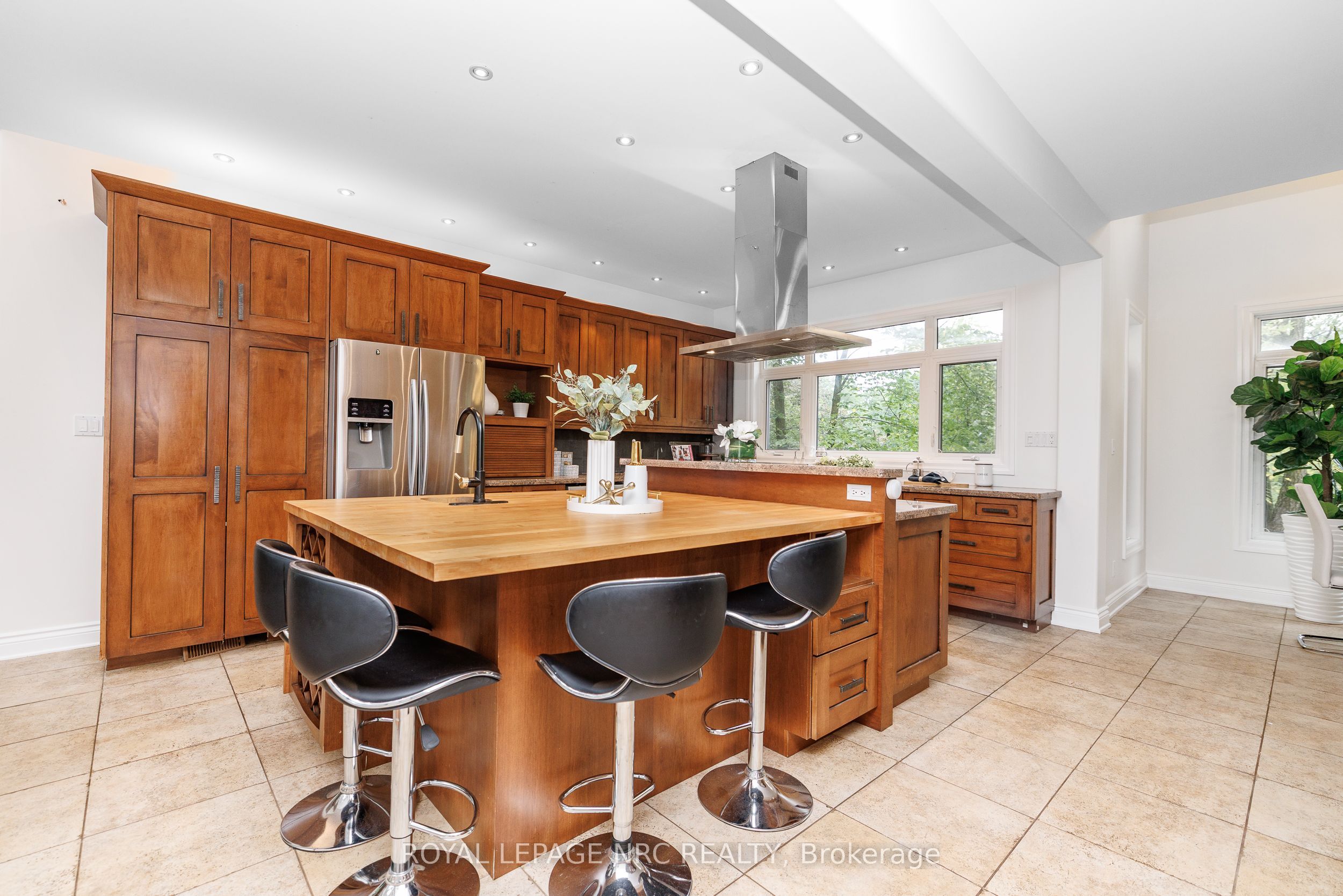 50 Tremont Drive Property Photo 13