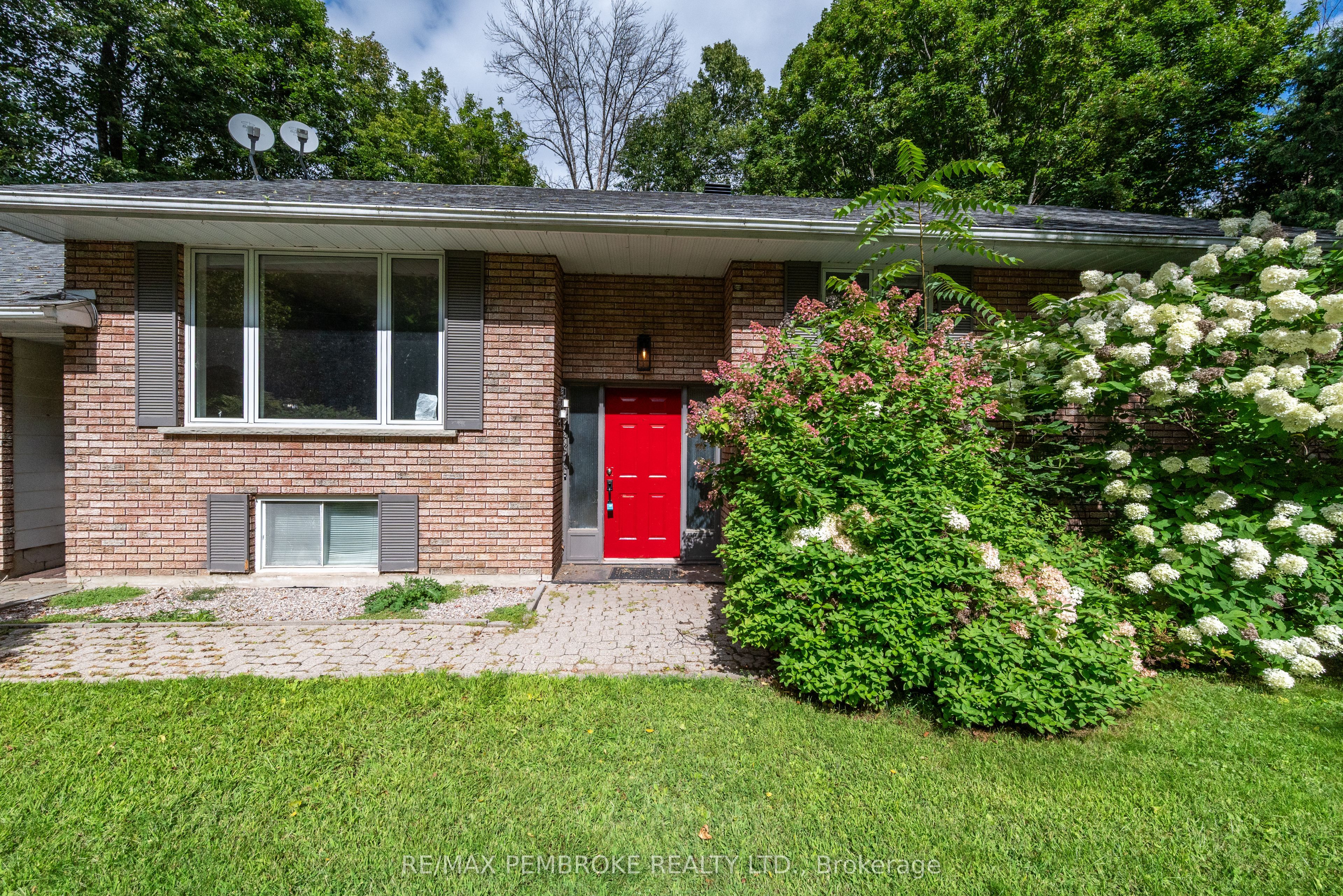 1486 Wilson Road Property Photo 4
