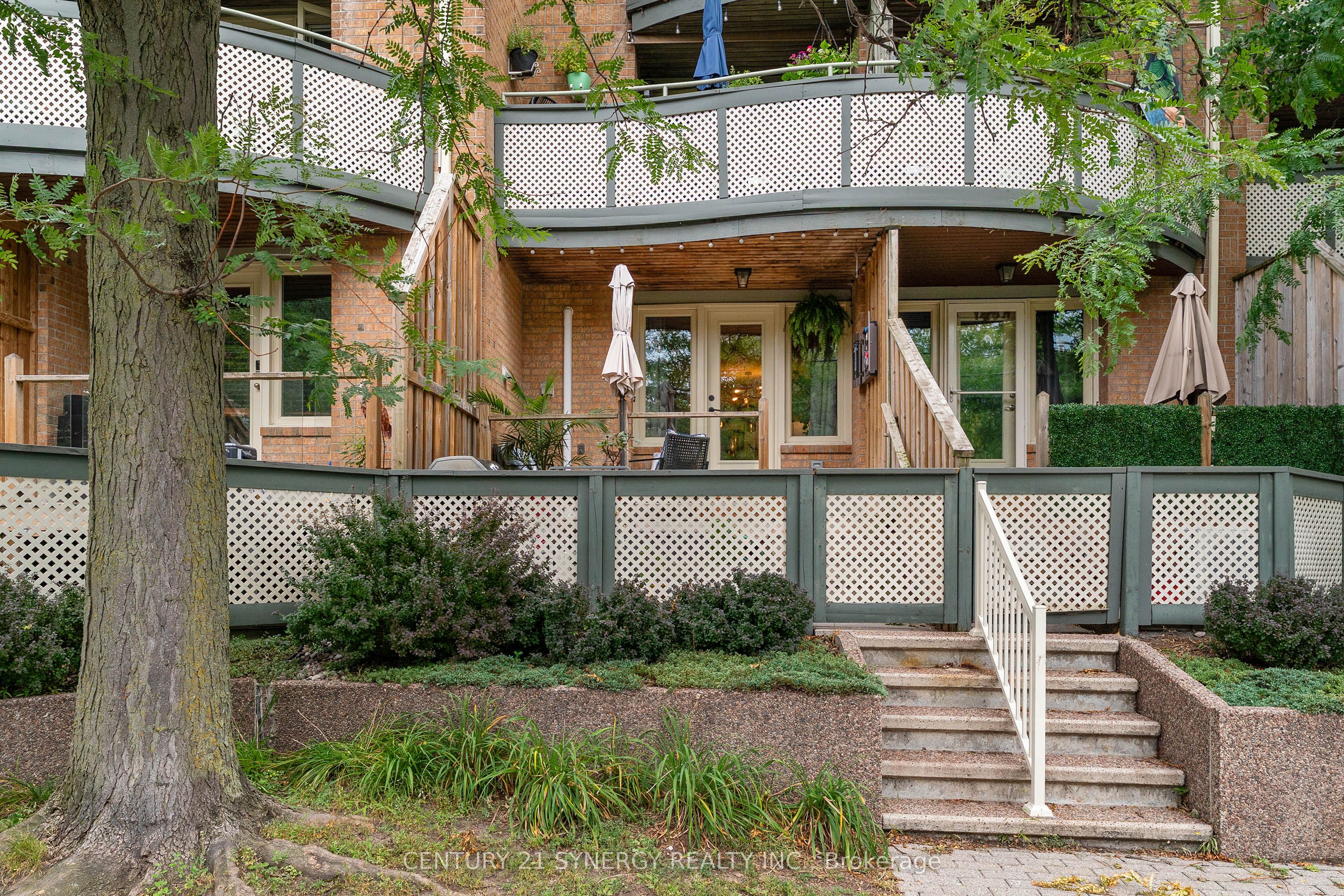 2 Columbus Avenue 5 Property Photo 1