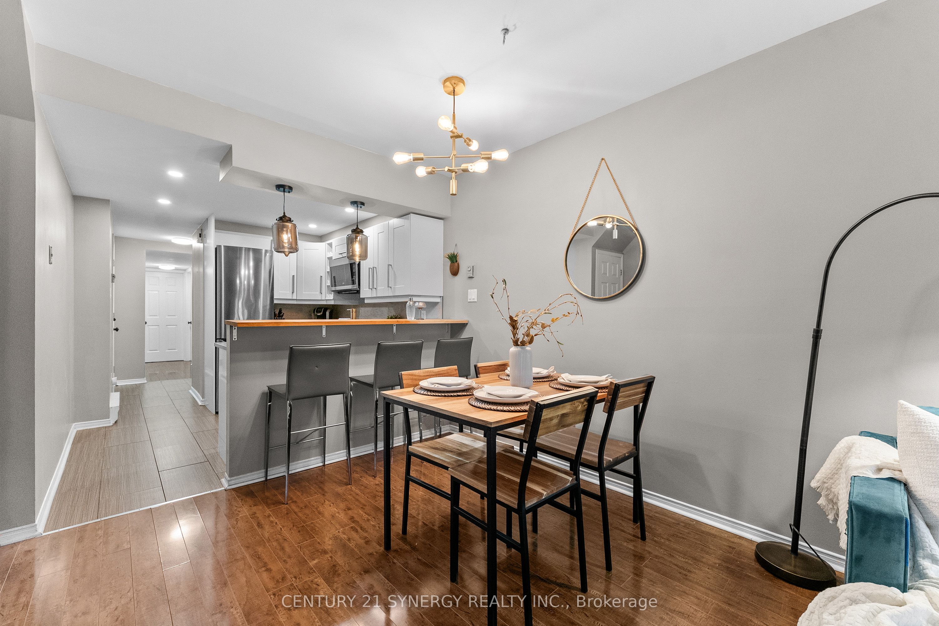 2 Columbus Avenue 5 Property Photo 8