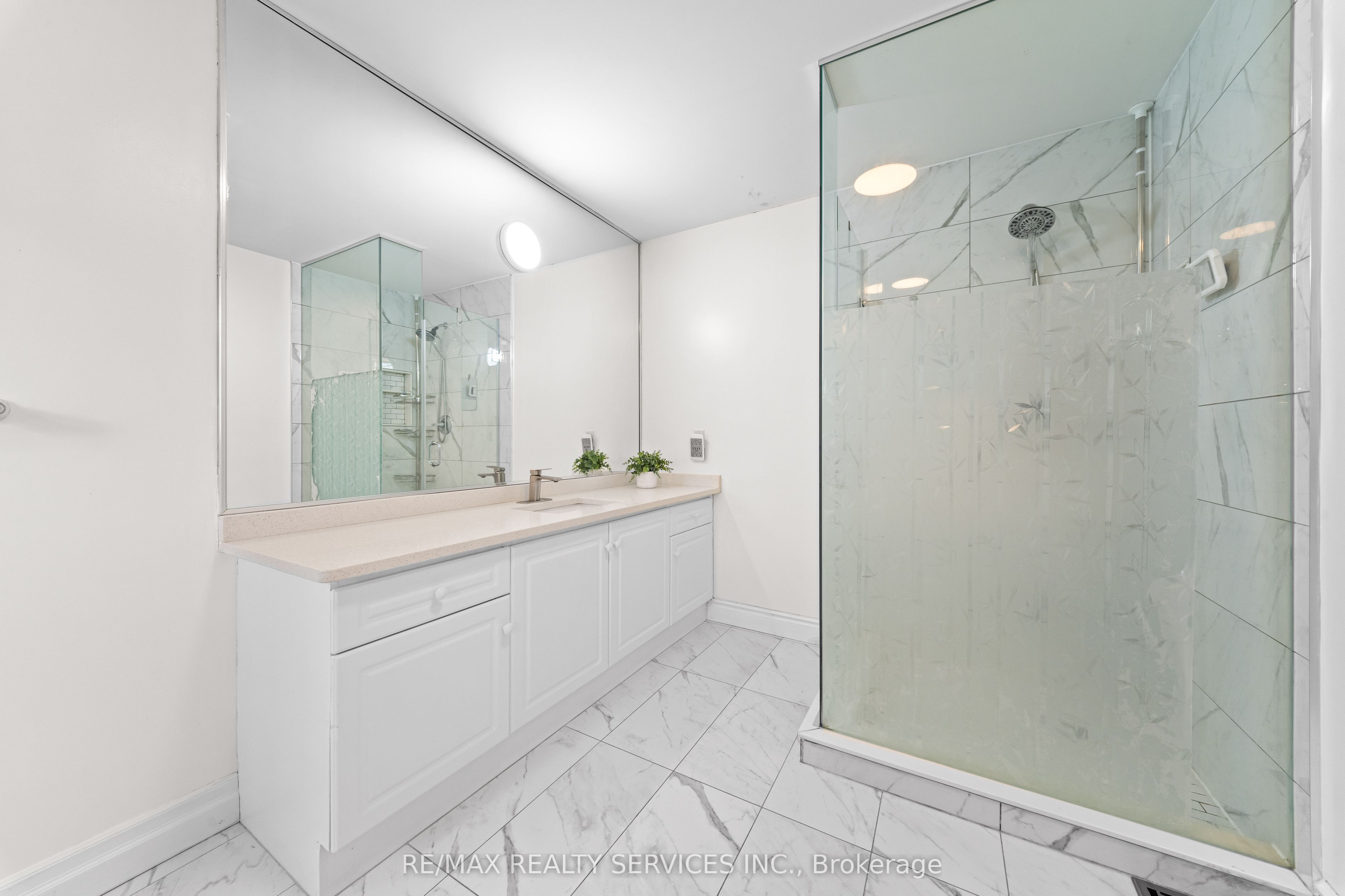 495 Brigantine Drive Property Photo 28
