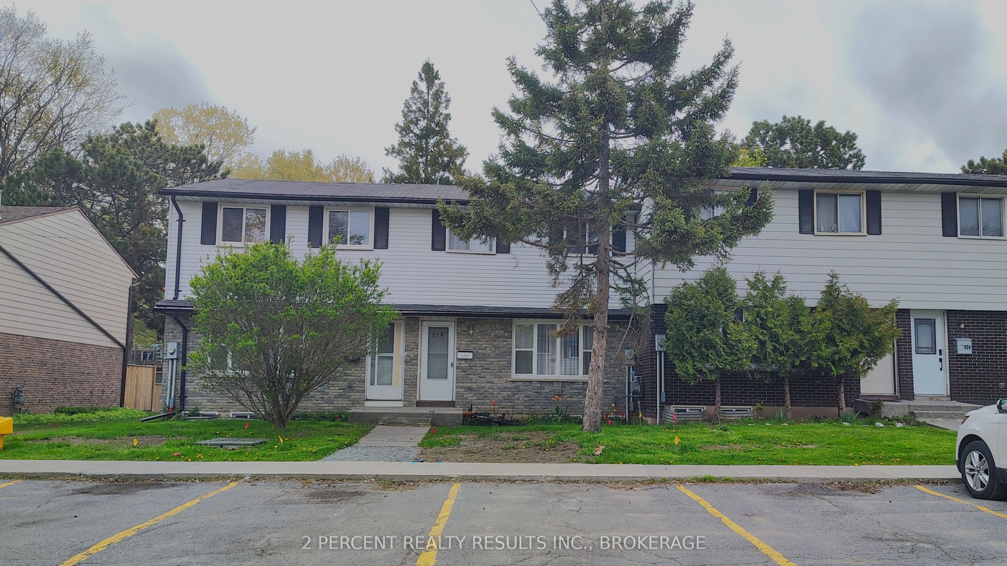 928 Oakview Avenue Property Photo 1