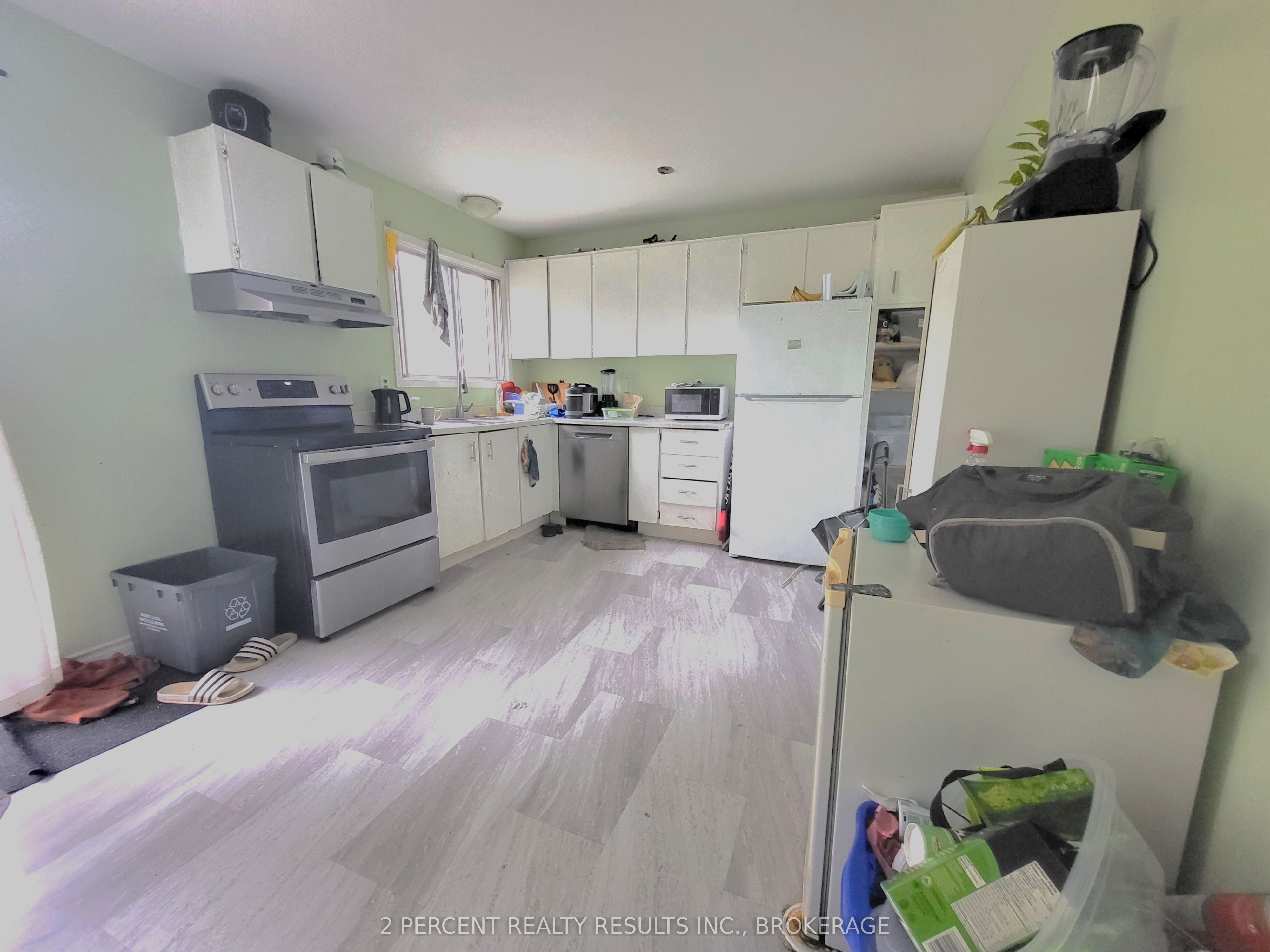 928 Oakview Avenue Property Photo 3