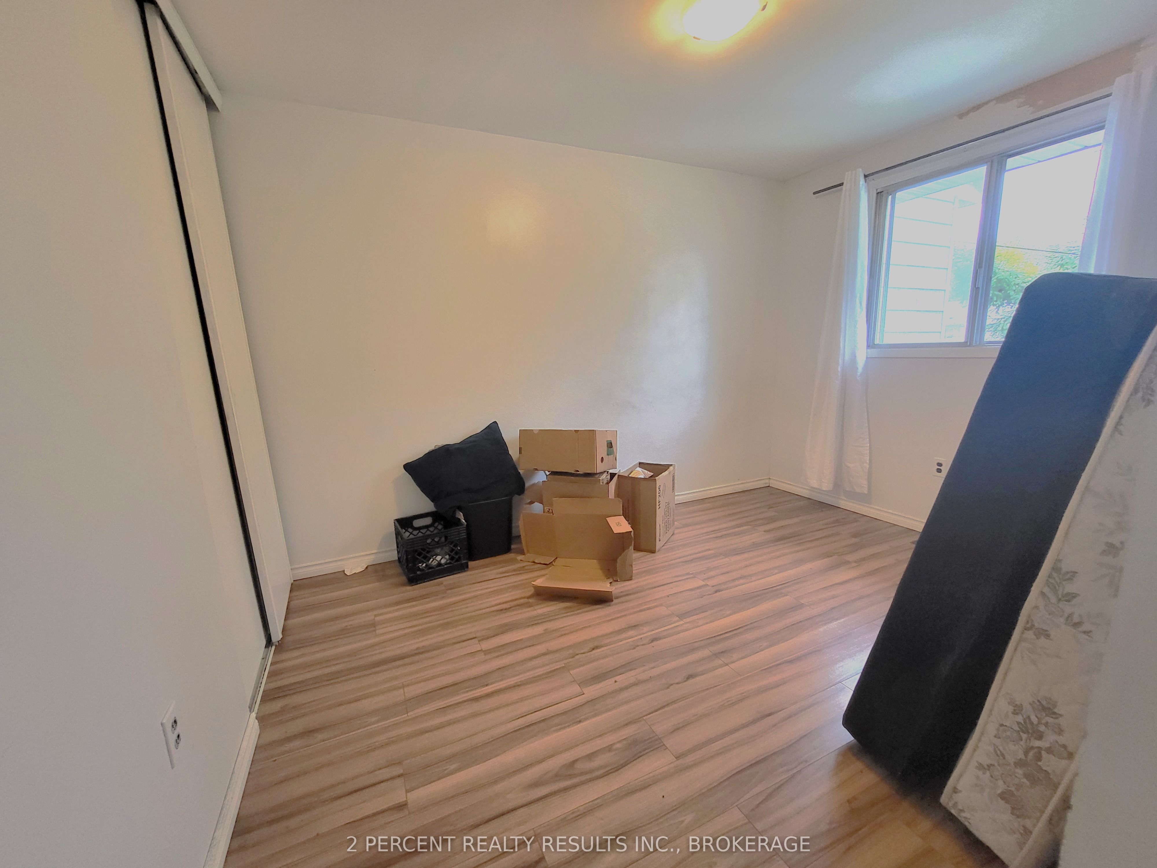 928 Oakview Avenue Property Photo 7