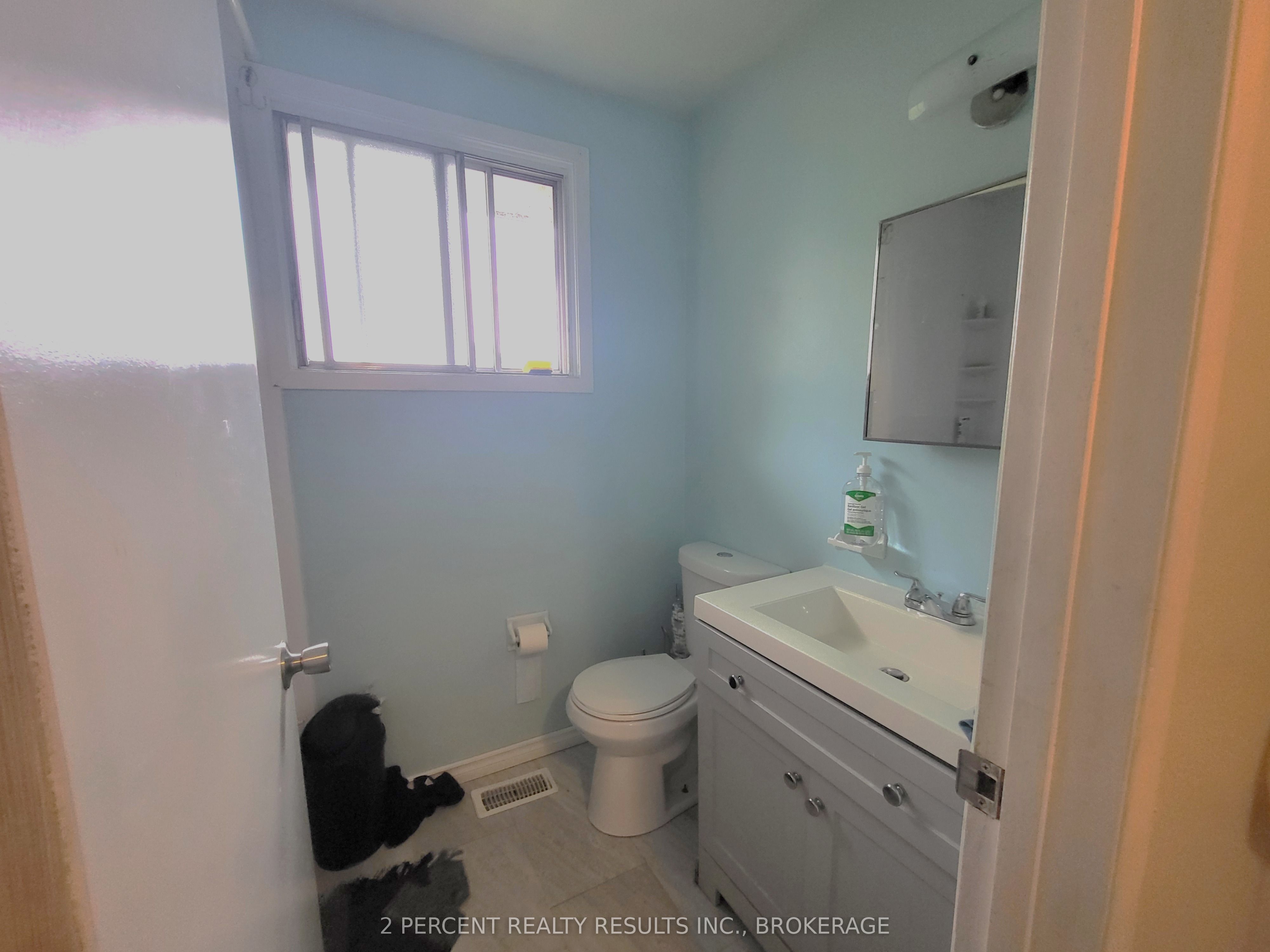 928 Oakview Avenue Property Photo 9