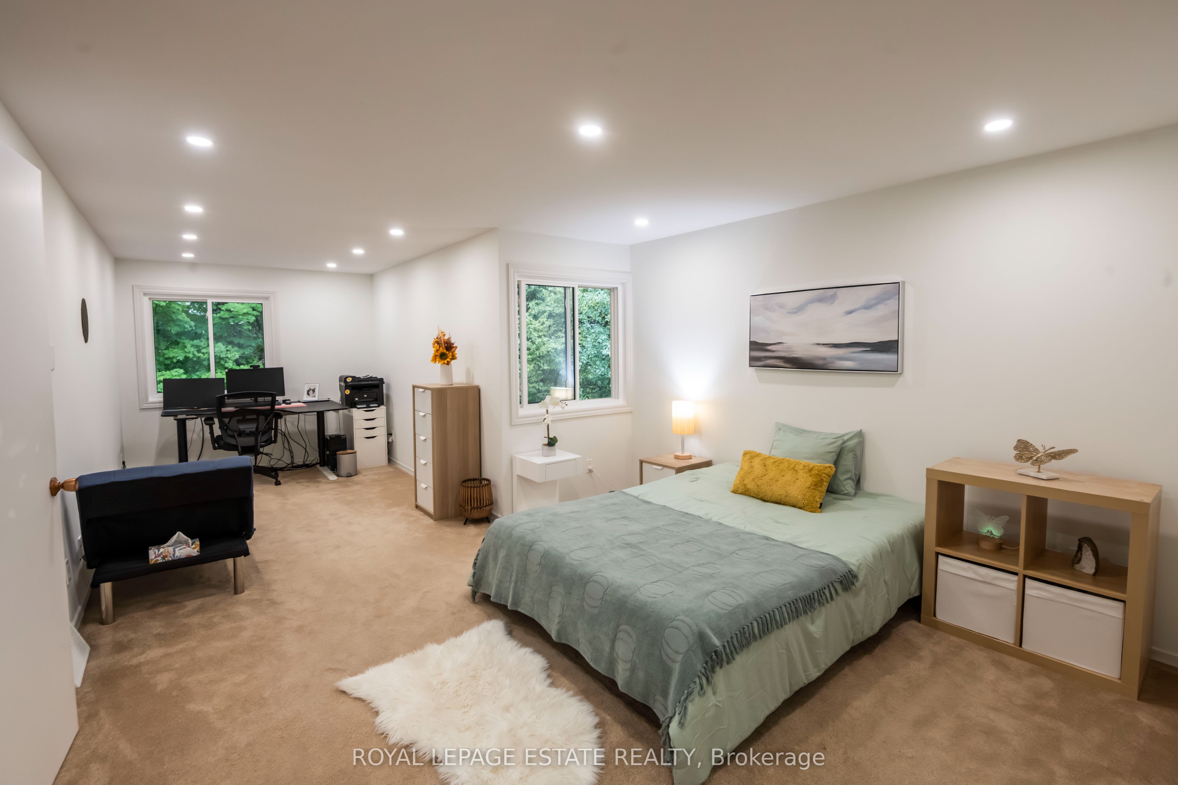 228 Kingswood Drive 3 Property Photo 20