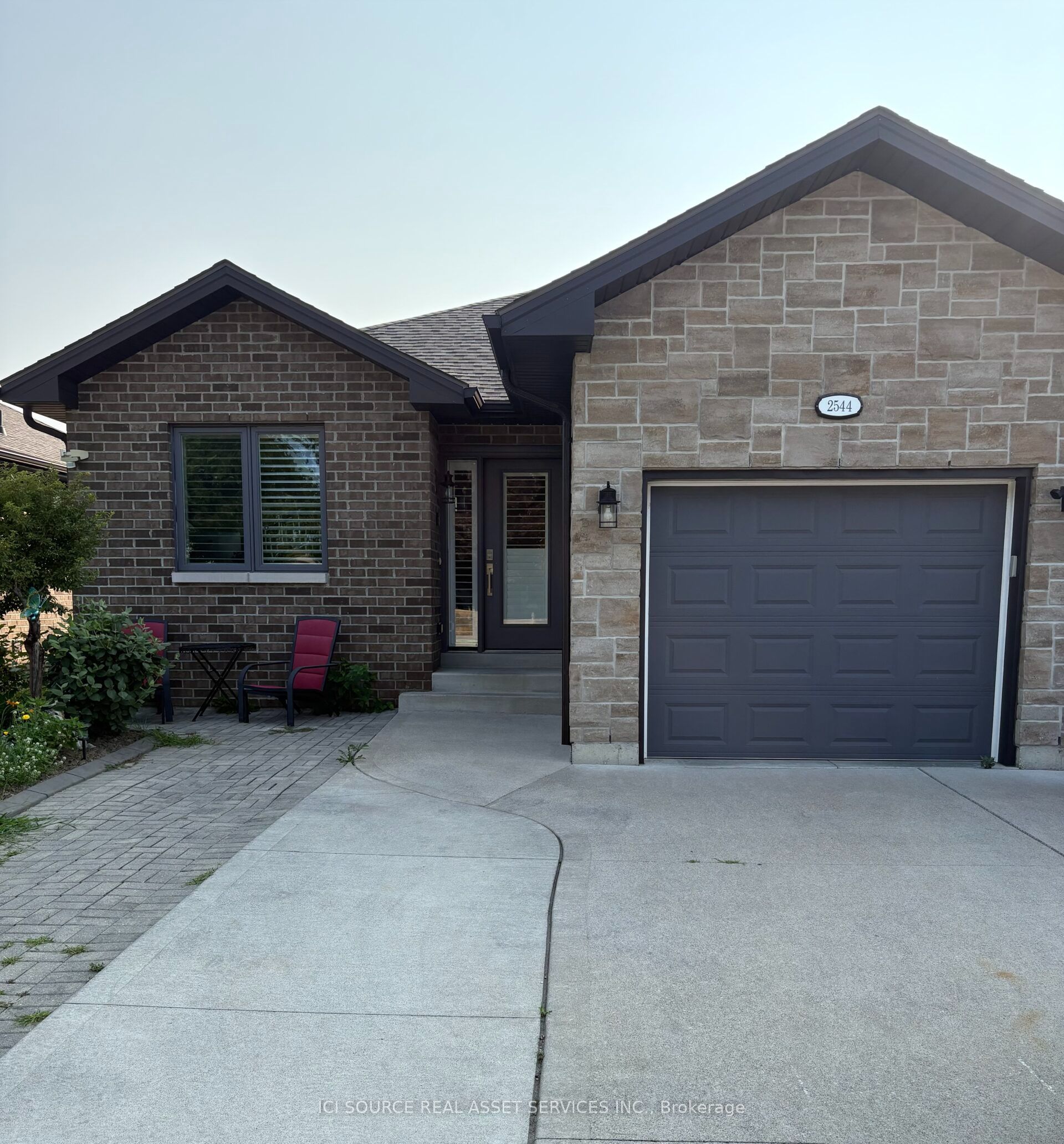 2544 Pillette Road Basement Property Photo 1