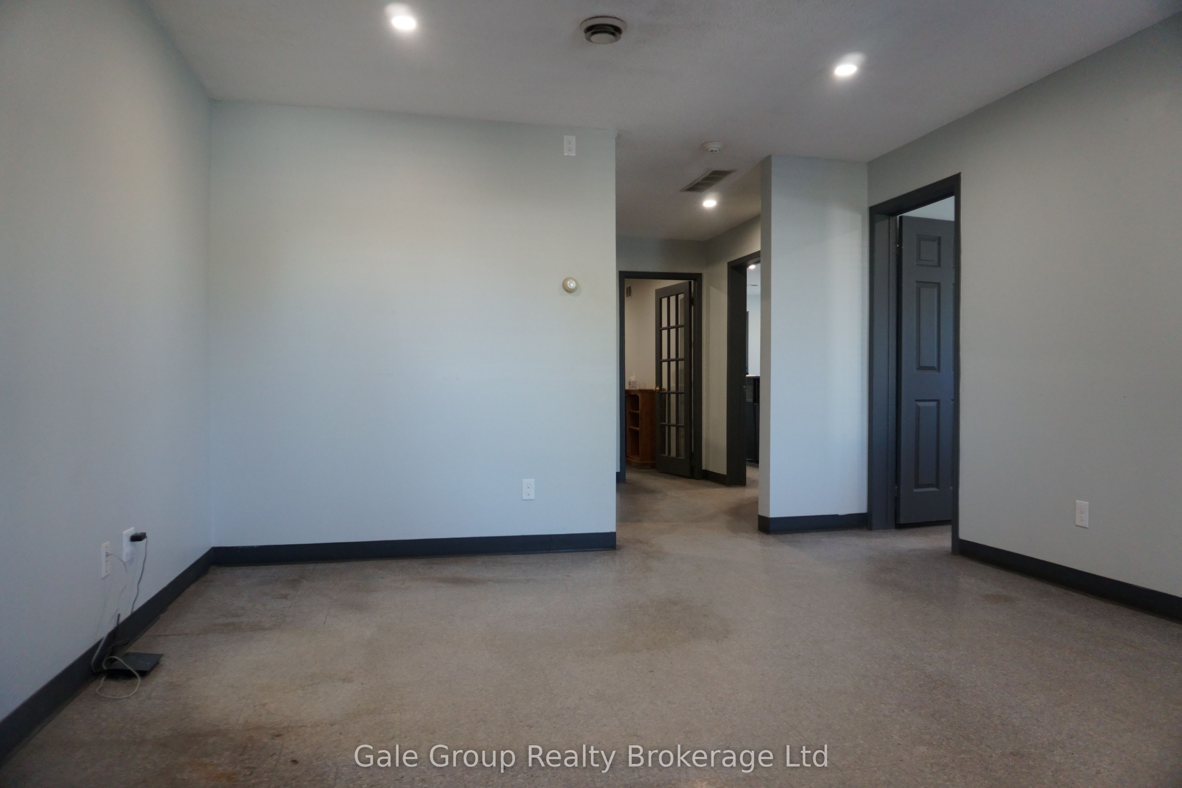 1156 Welford Place Property Photo 4