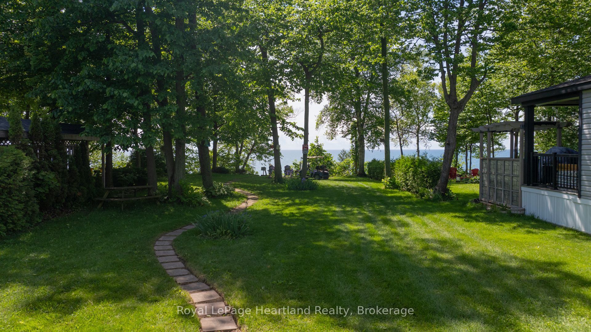 77307 Bluewater Highway 49 Property Photo 6