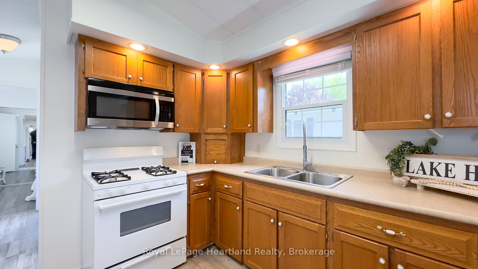 77307 Bluewater Highway 49 Property Photo 20