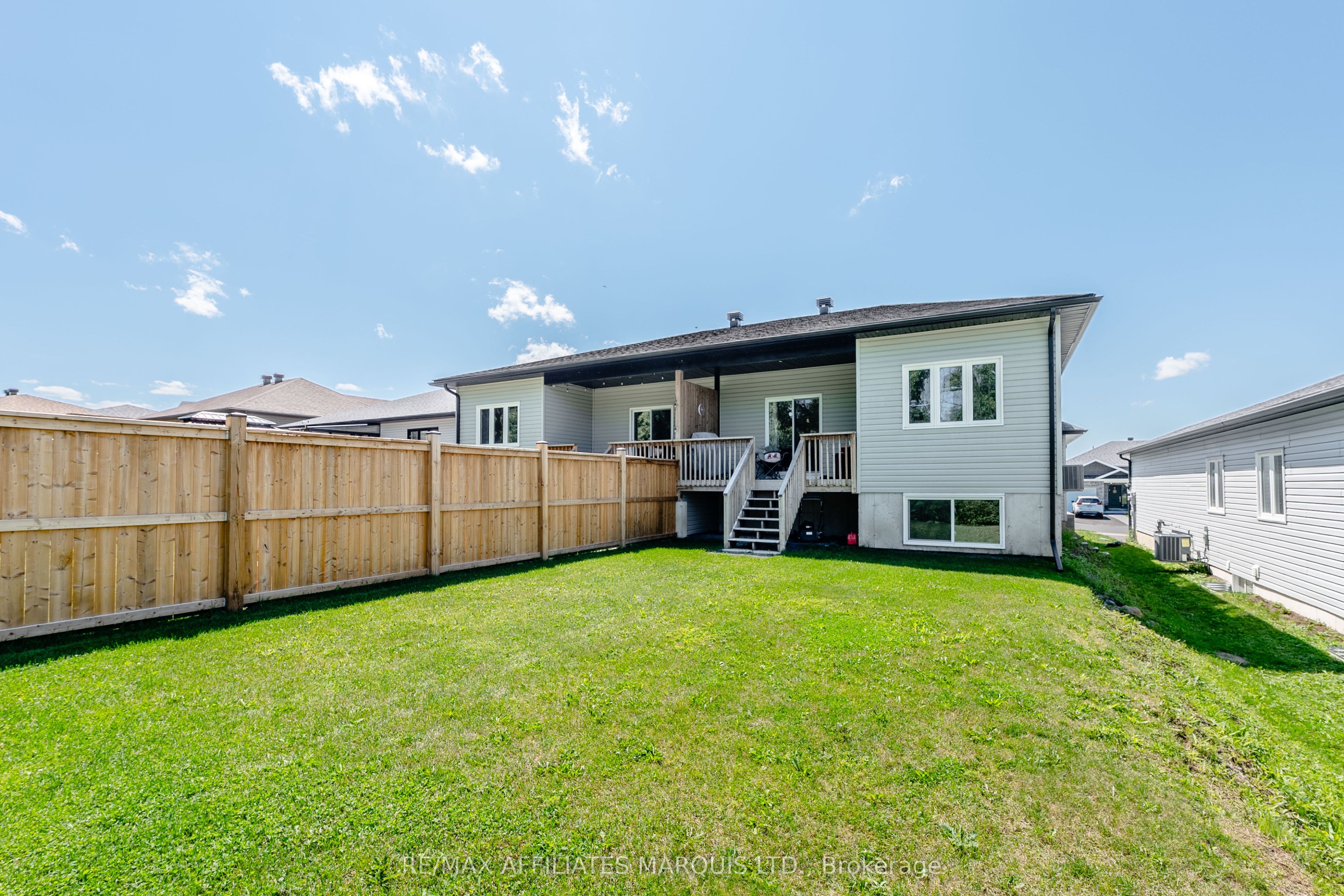 2389 Watson Crescent Property Photo 31