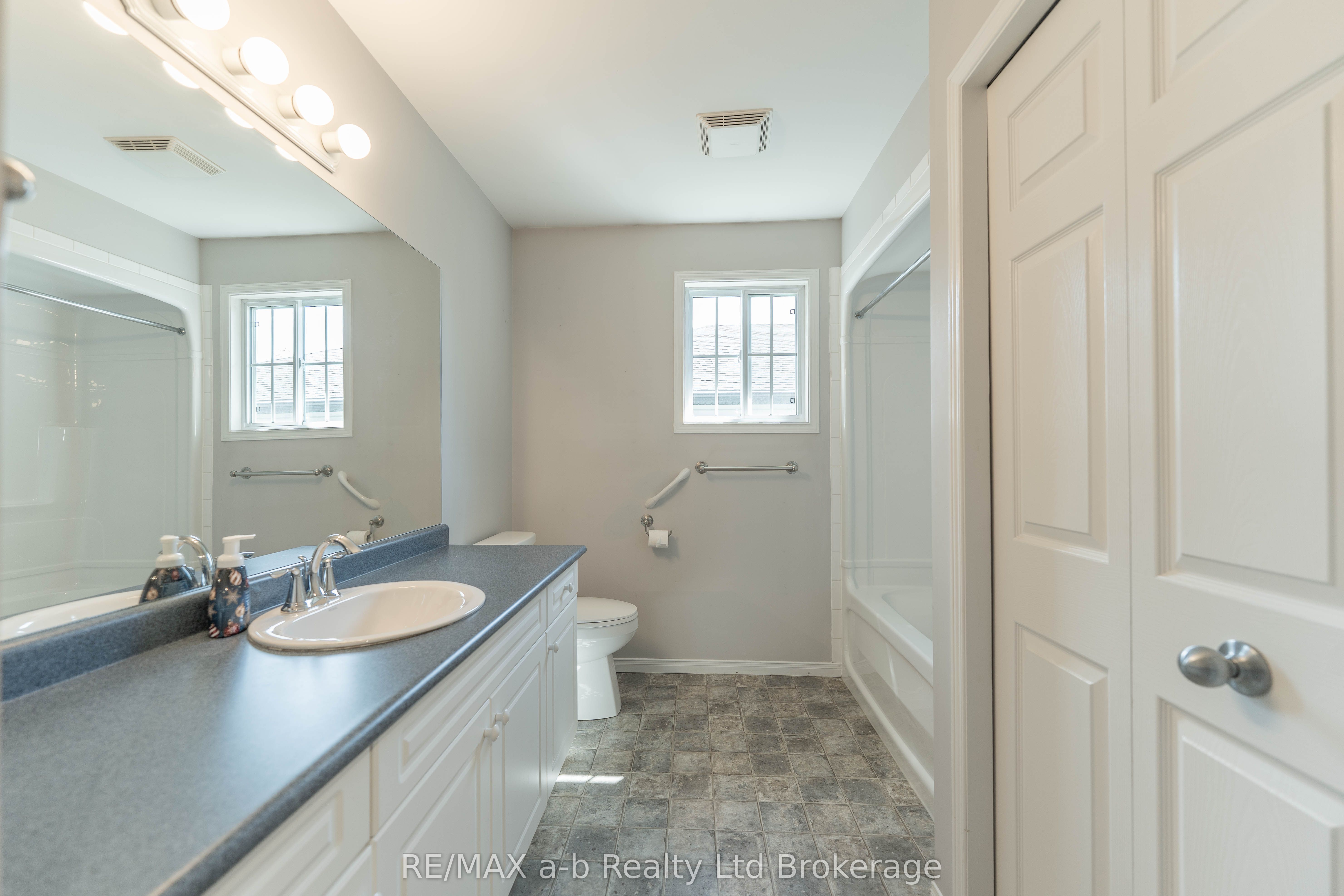 44 Beech Boulevard Property Photo 19