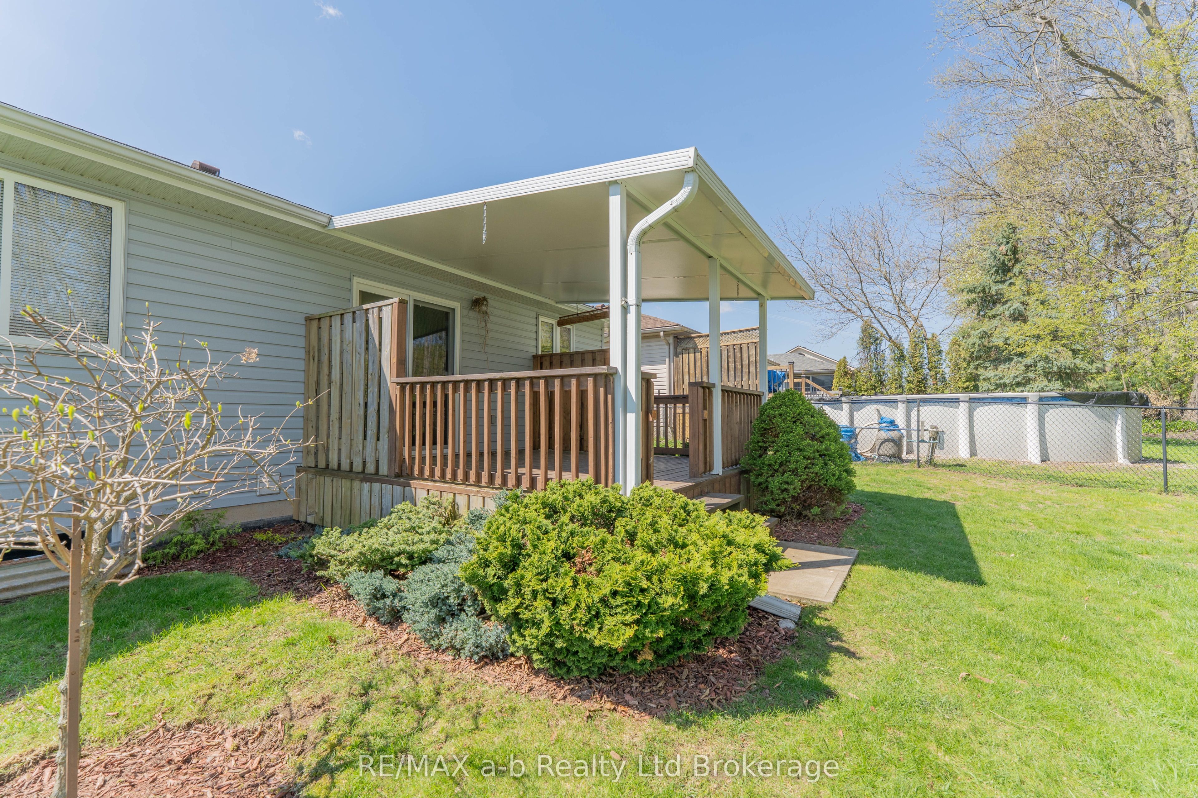 44 Beech Boulevard Property Photo 32