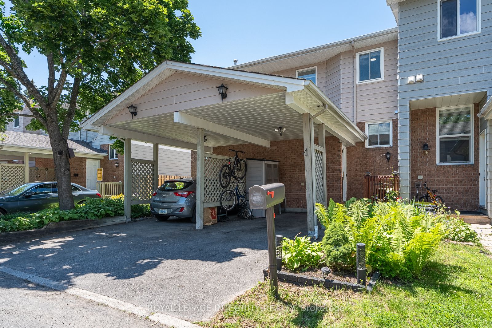 16 Stamford Private Property Photo 2