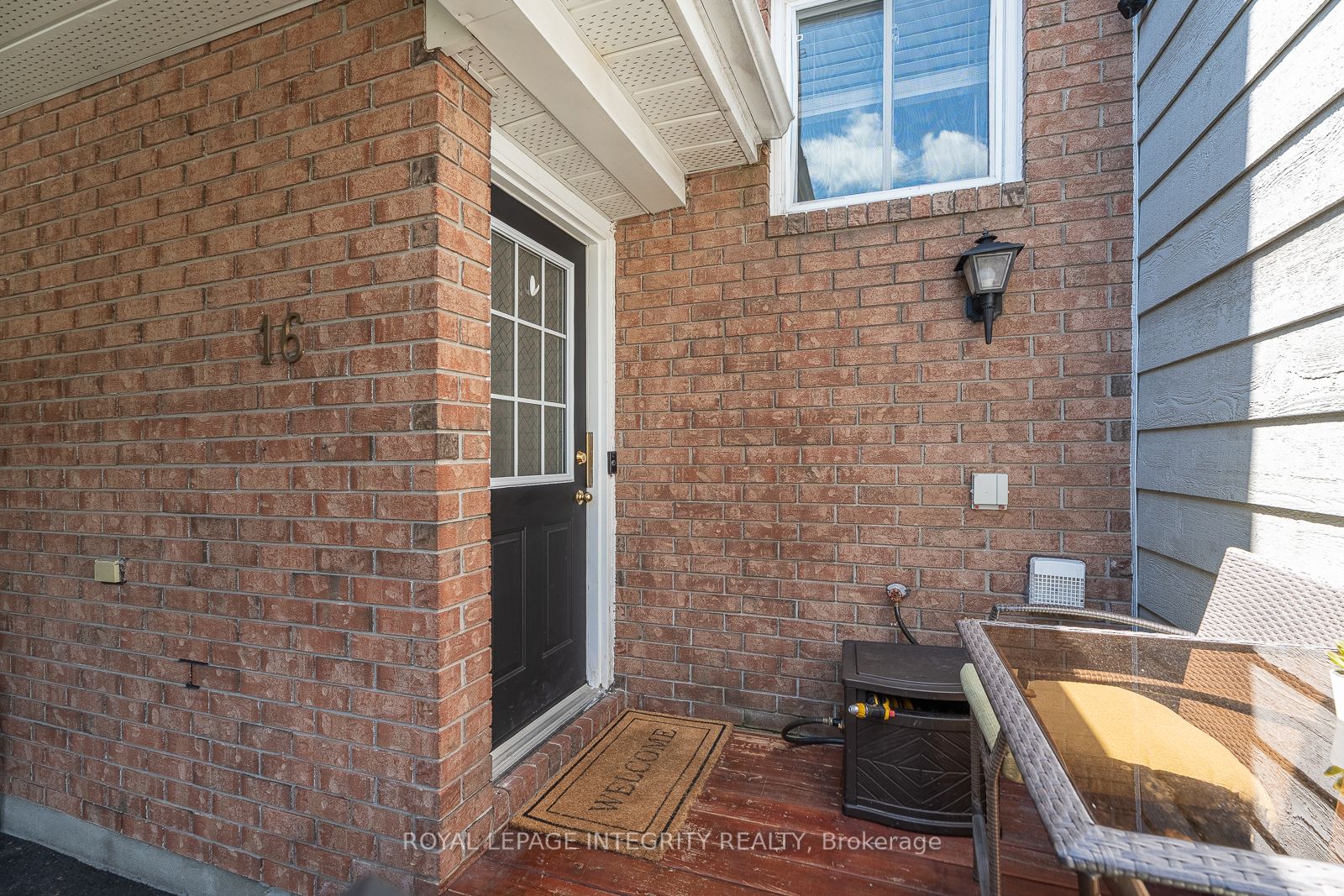 16 Stamford Private Property Photo 3