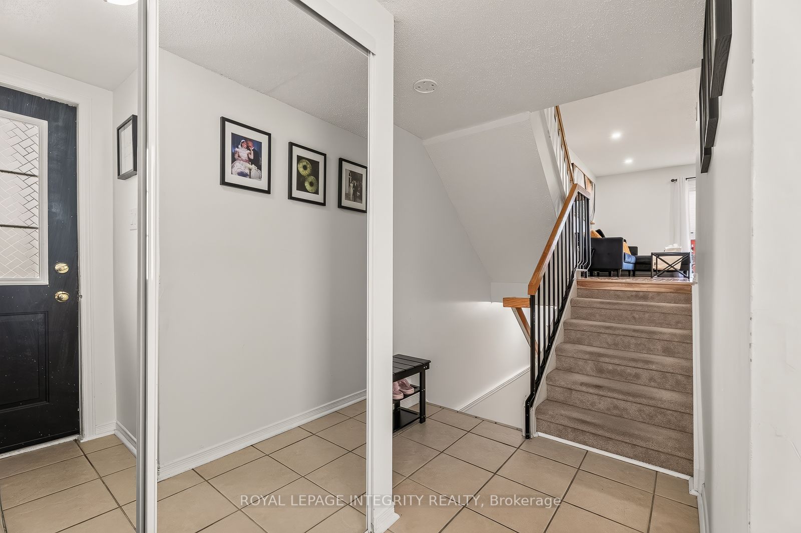 16 Stamford Private Property Photo 4