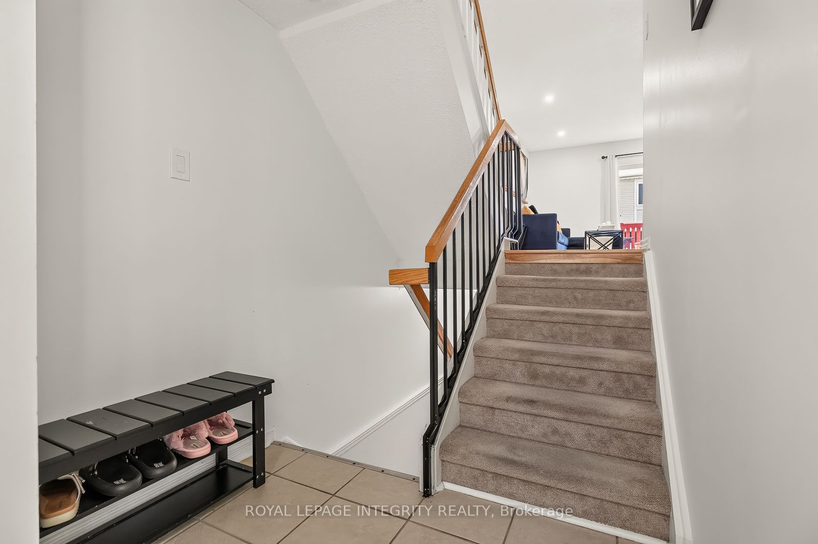 16 Stamford Private Property Photo 6
