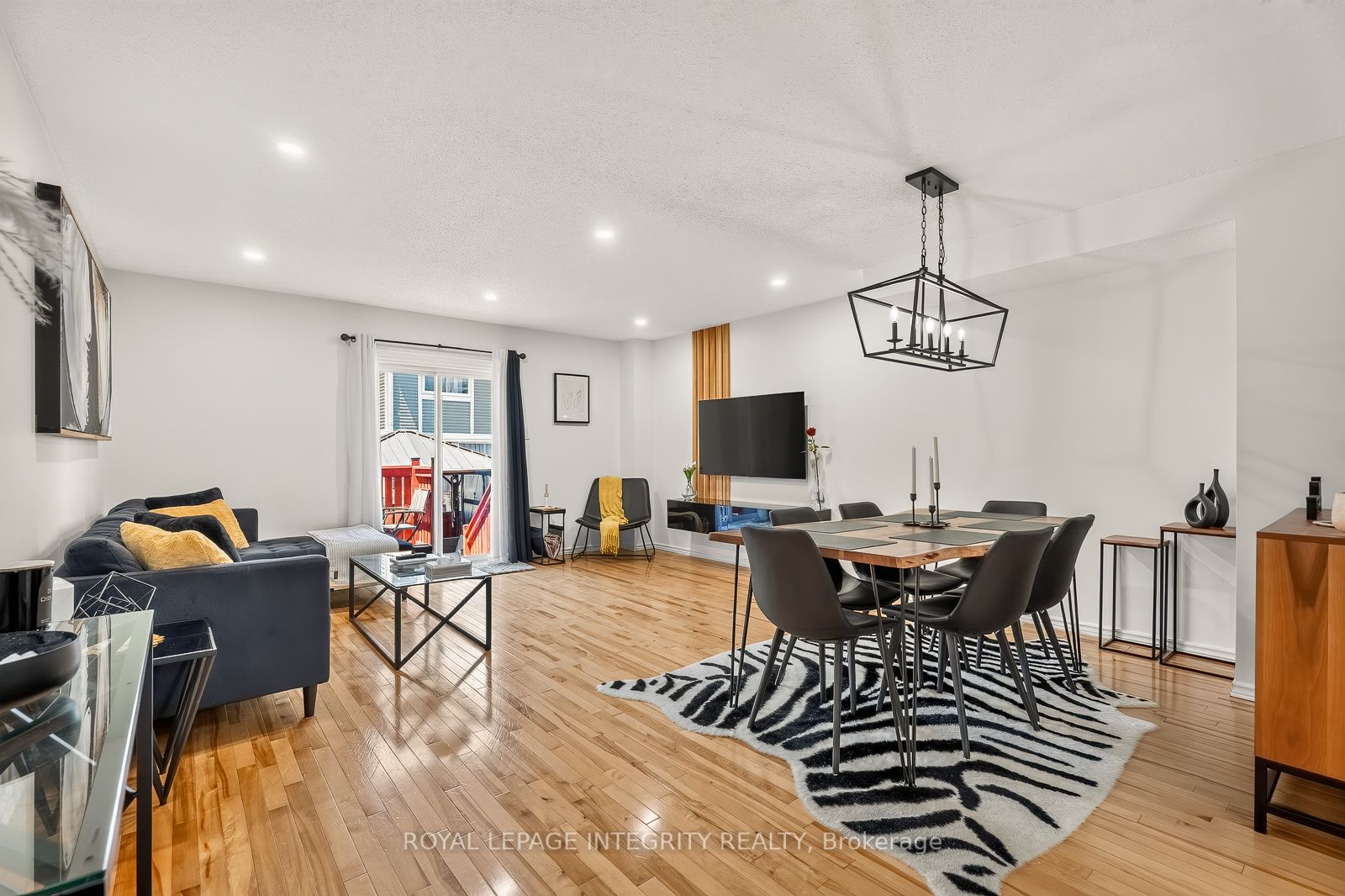 16 Stamford Private Property Photo 7