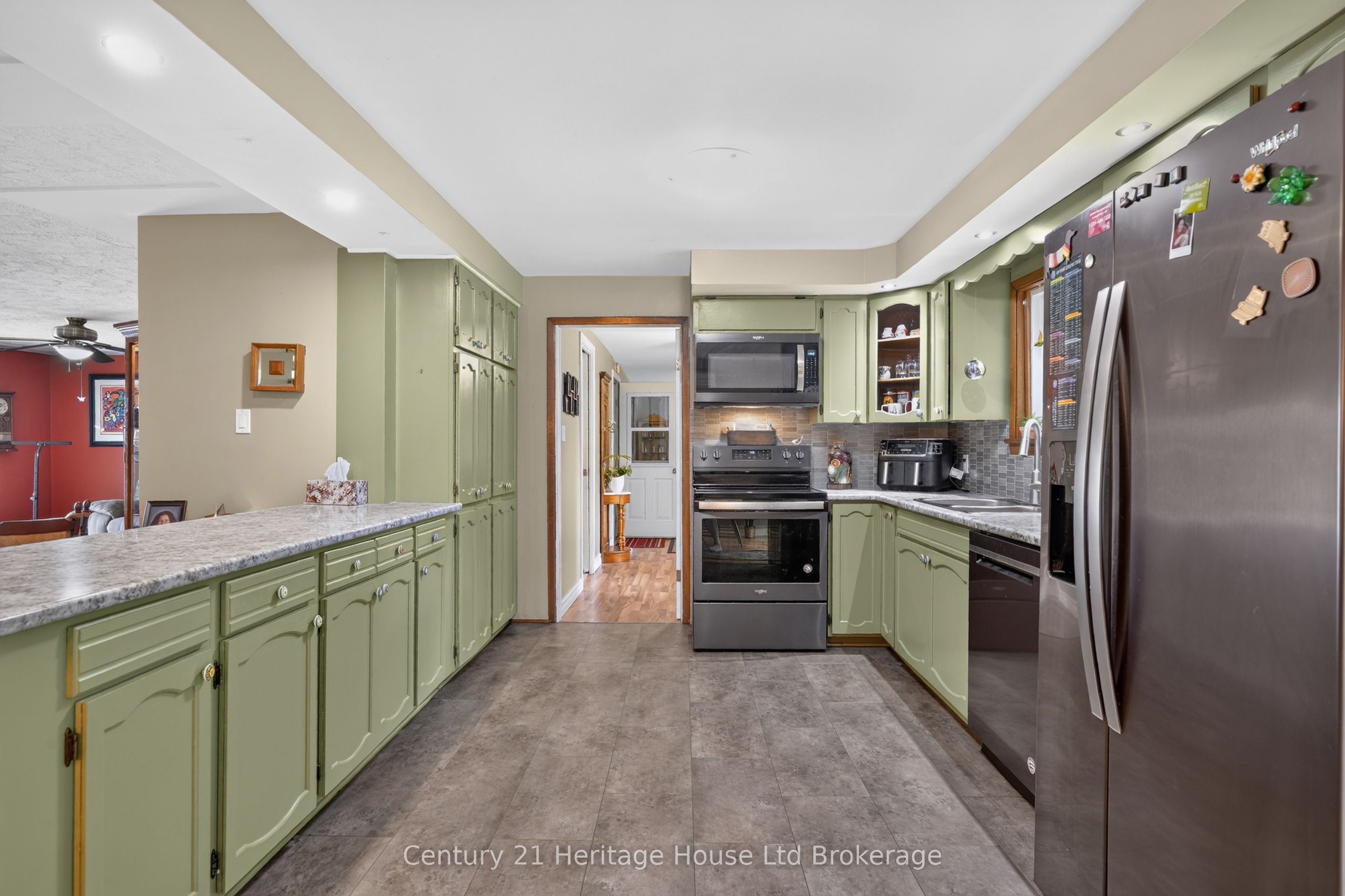 264230 Prouse Road Property Photo 7