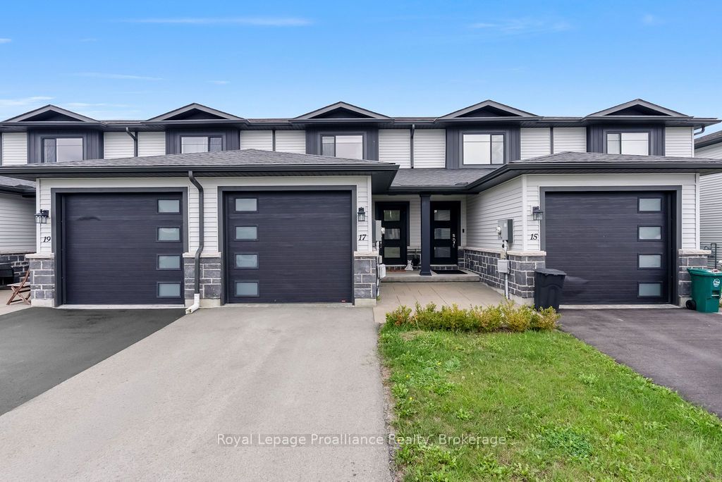 17 Dewal Place Property Photo 1