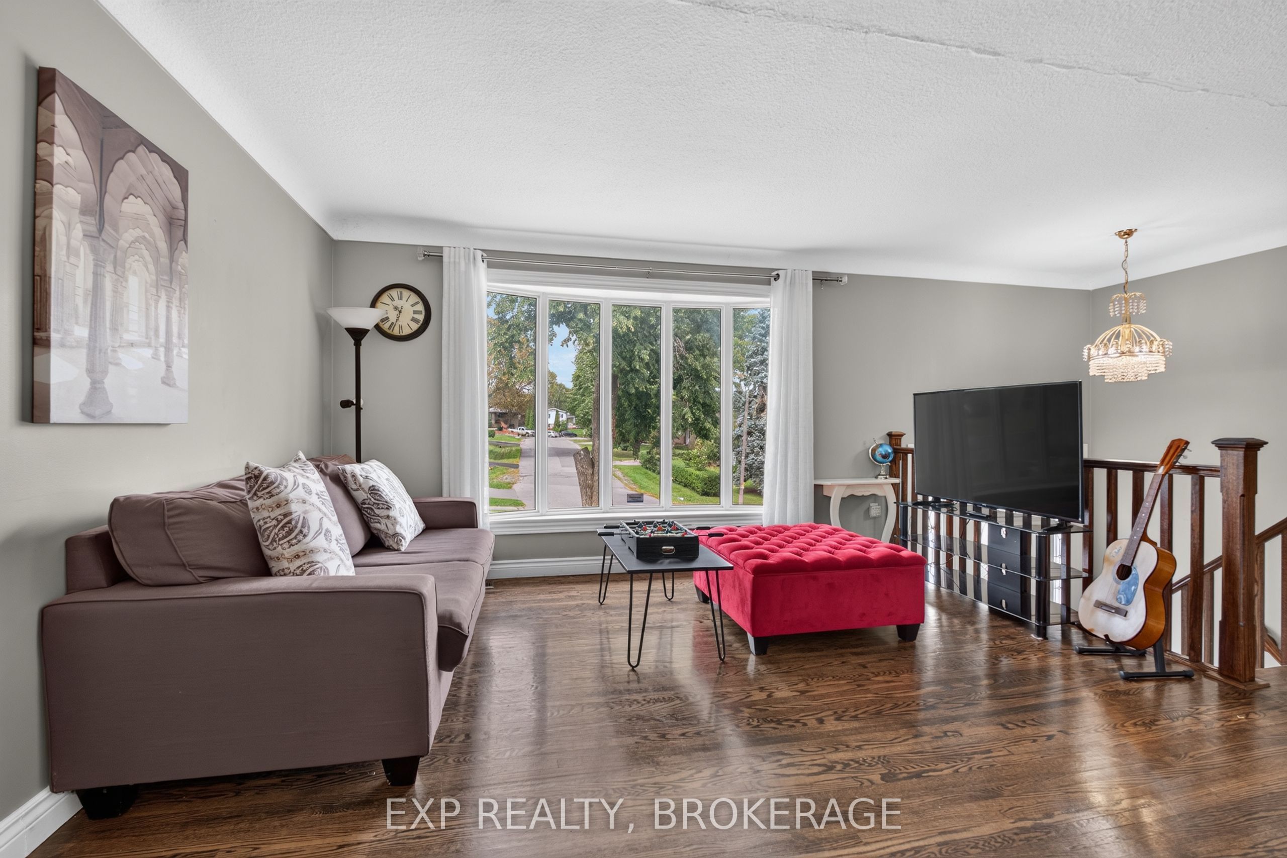 143 Morenz Crescent Property Photo 6