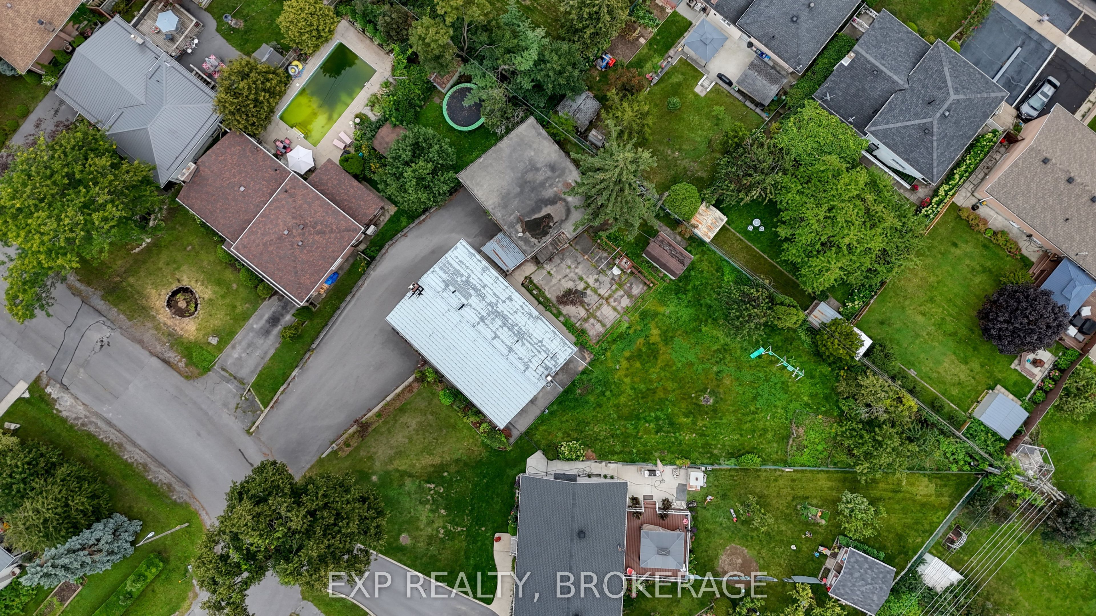 143 Morenz Crescent Property Photo 38