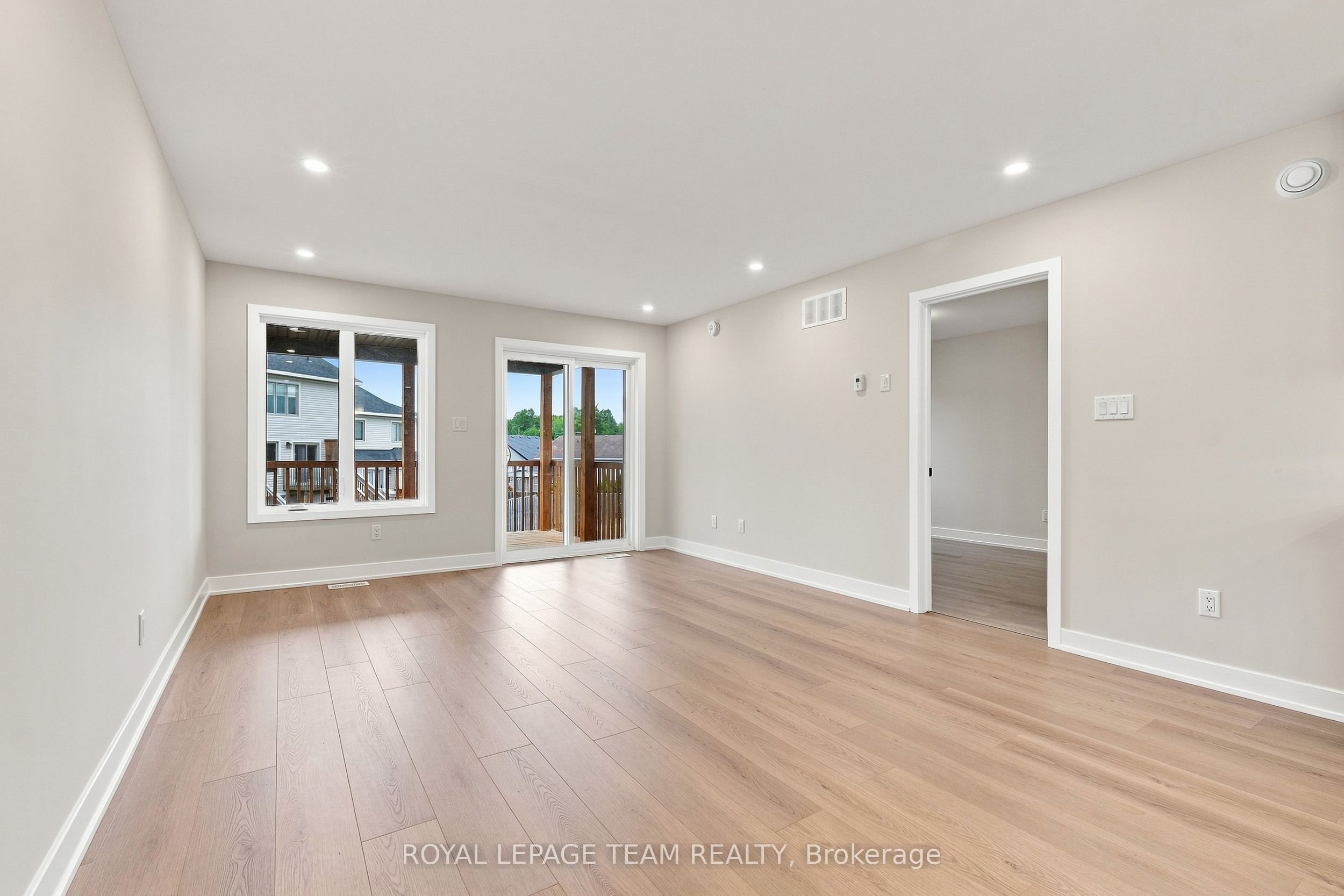 52 Whitcomb Crescent Property Photo 19