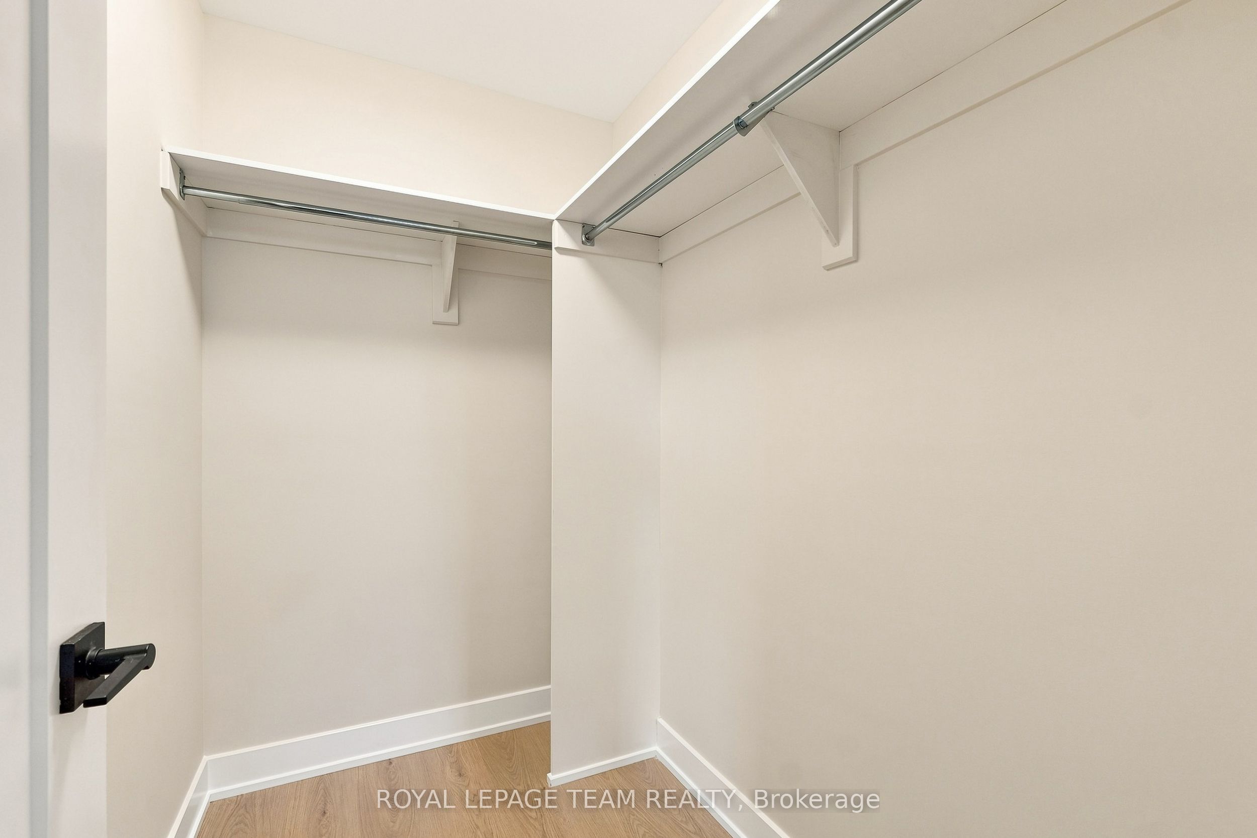 52 Whitcomb Crescent Property Photo 26