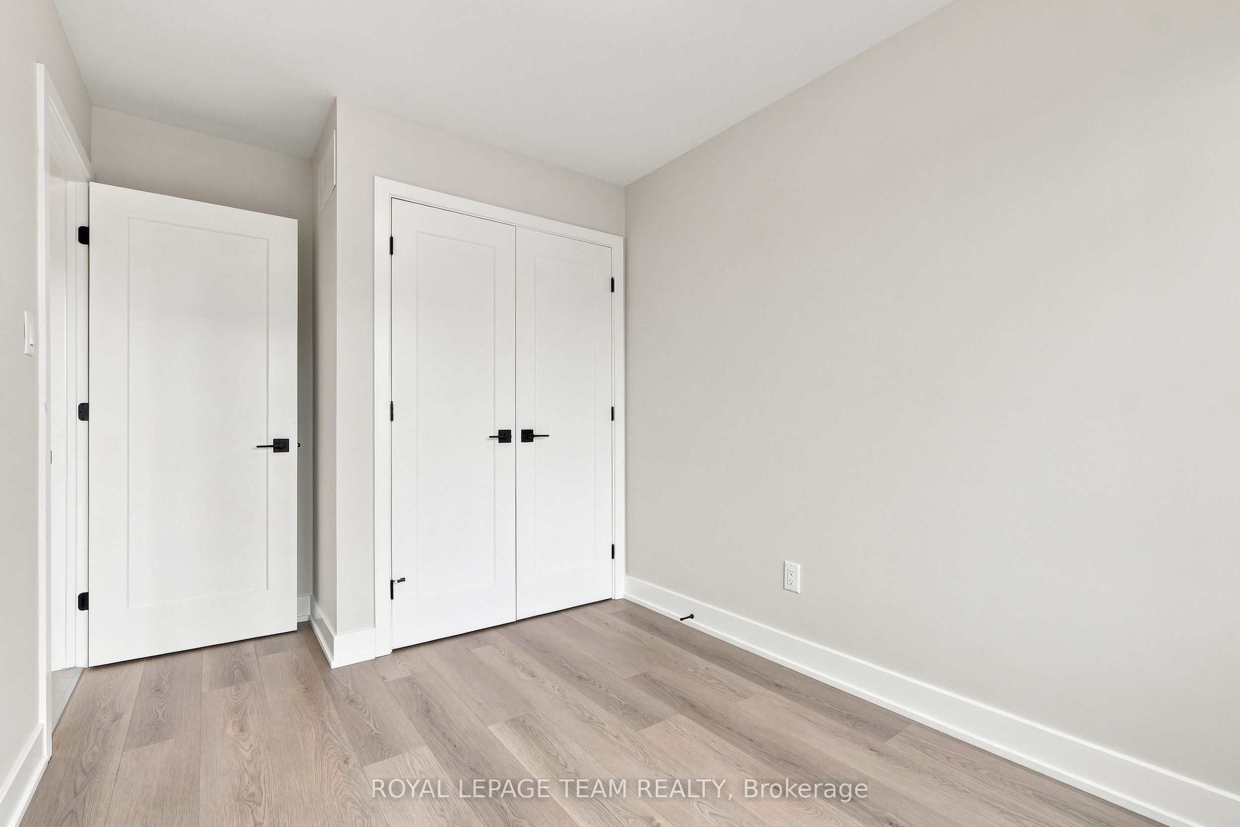 52 Whitcomb Crescent Property Photo 29
