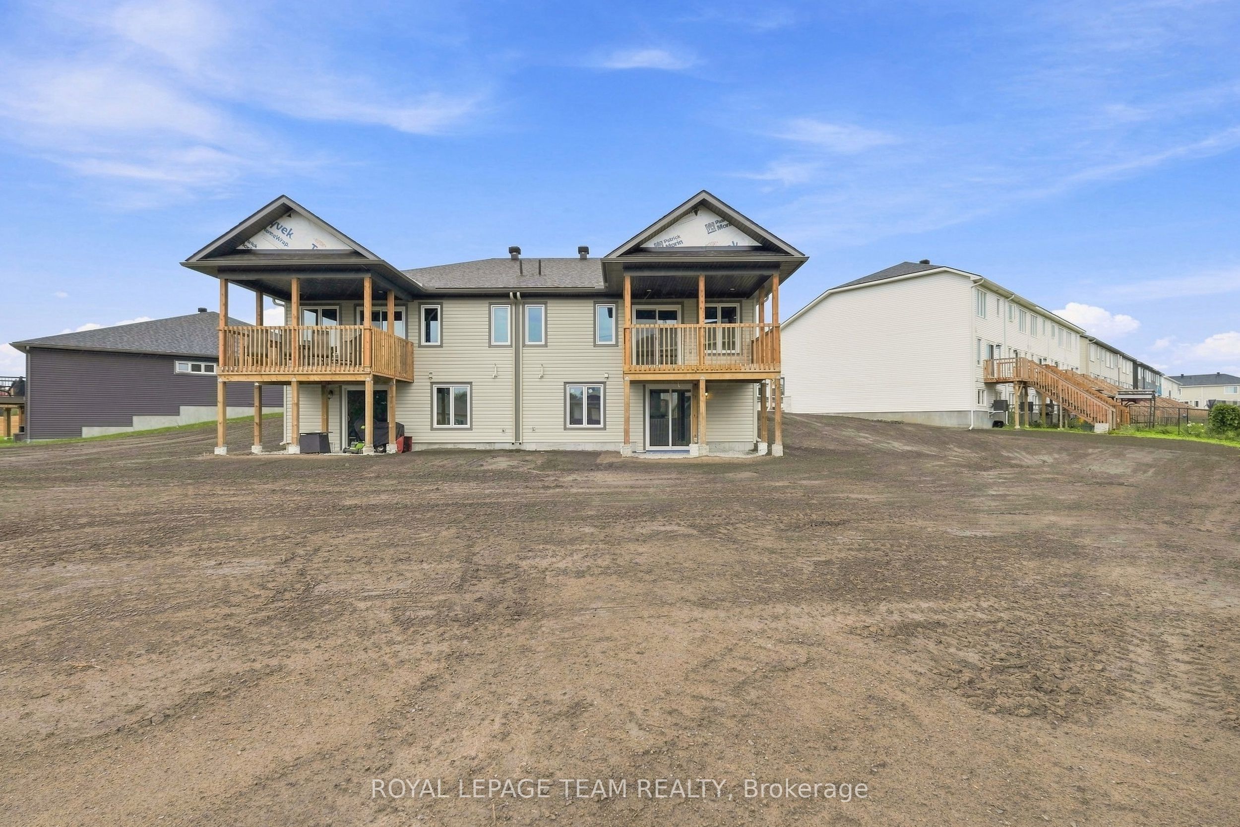 52 Whitcomb Crescent Property Photo 40