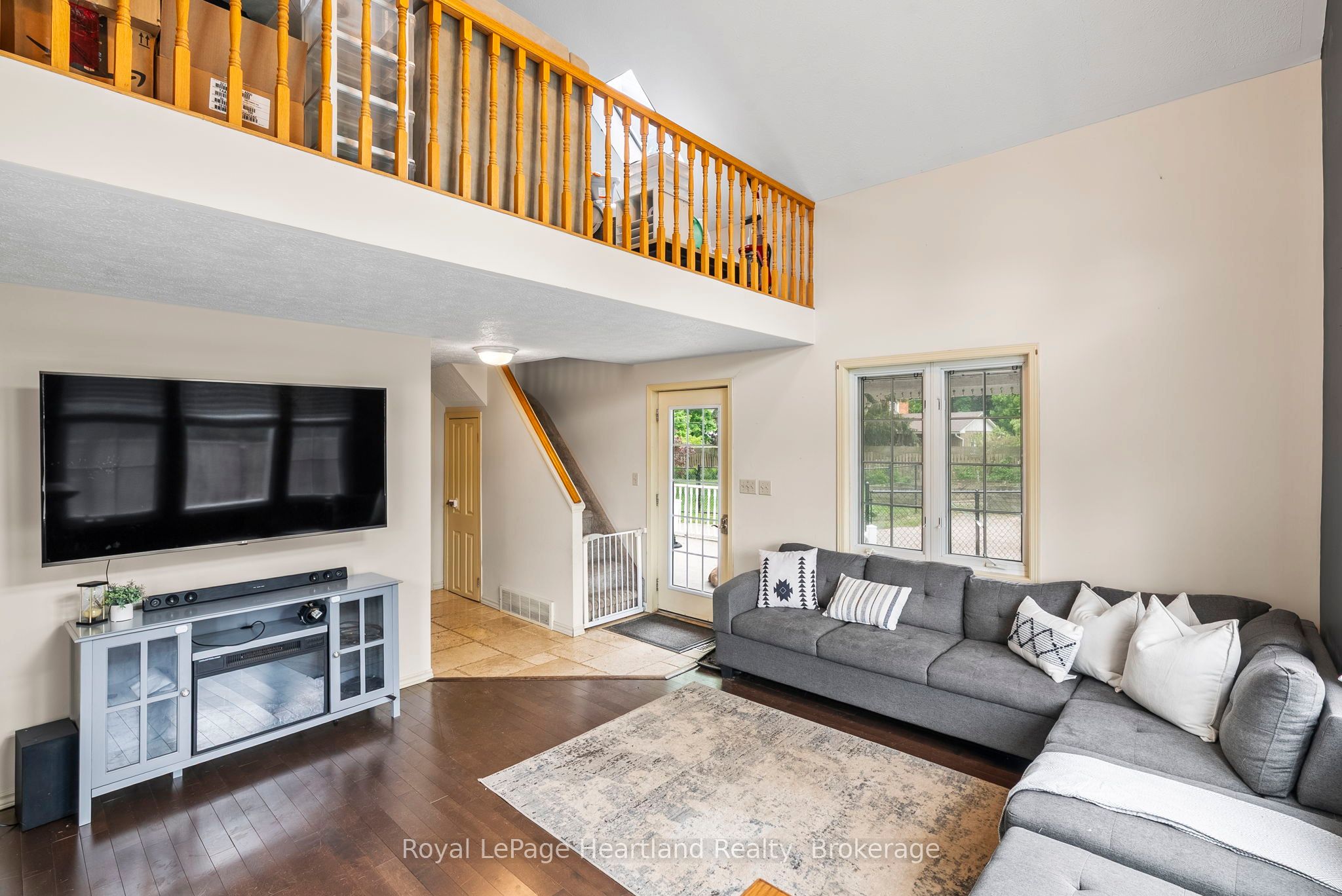 1047 Gibson Street Property Photo 7
