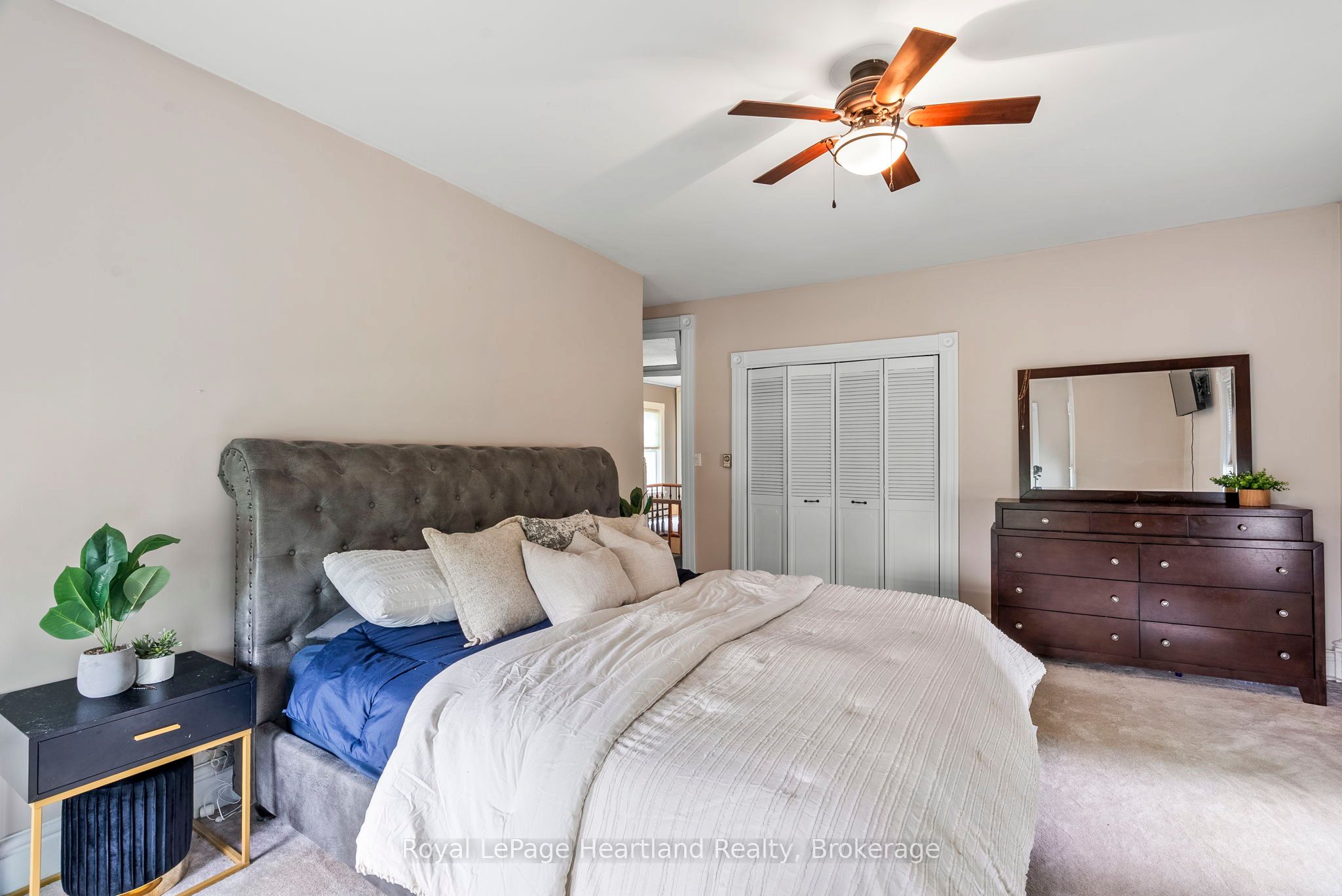 1047 Gibson Street Property Photo 33