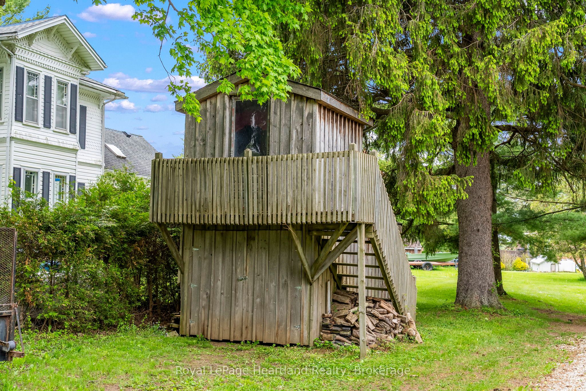 1047 Gibson Street Property Photo 43