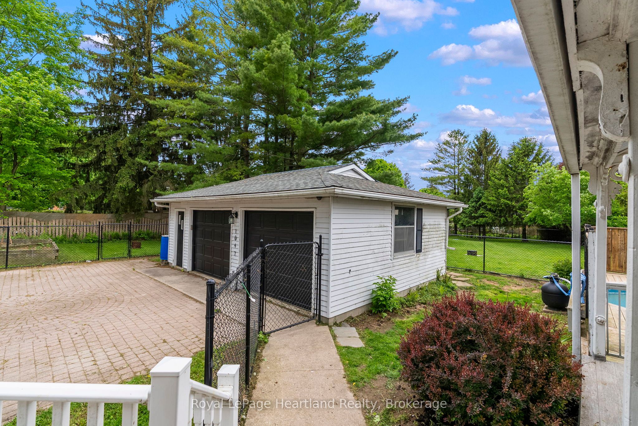 1047 Gibson Street Property Photo 49