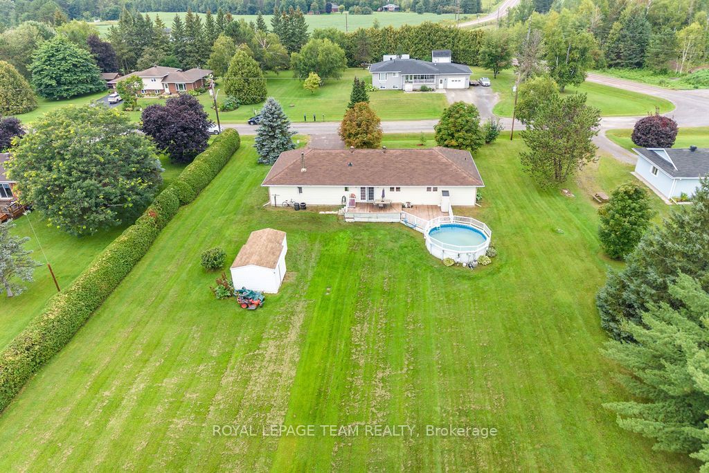 13 Springfield Drive Property Photo 11