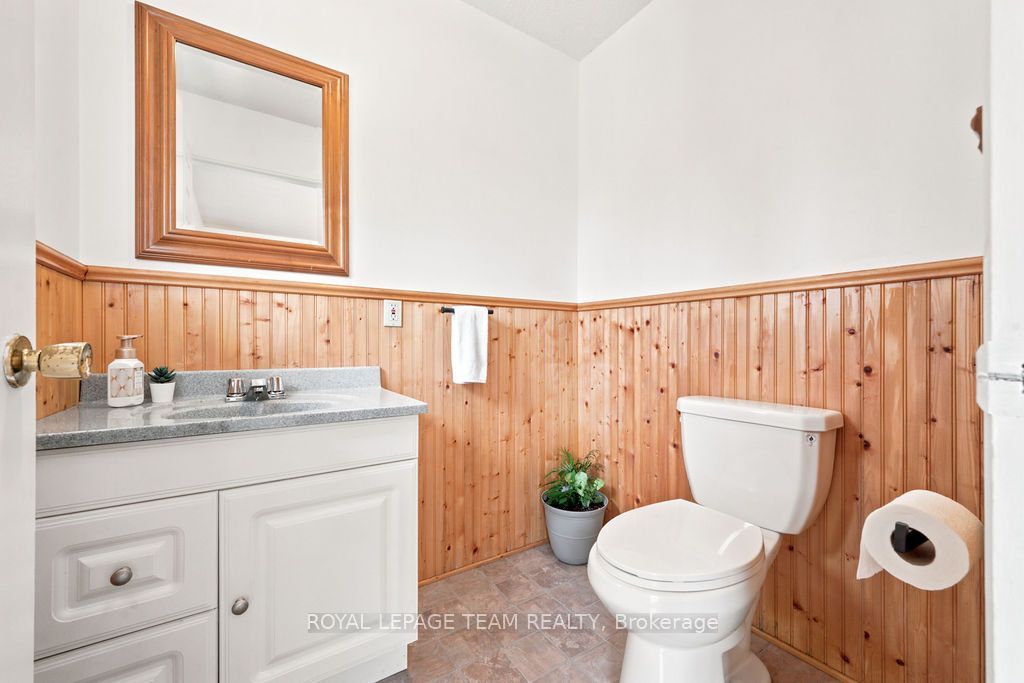 13 Springfield Drive Property Photo 24