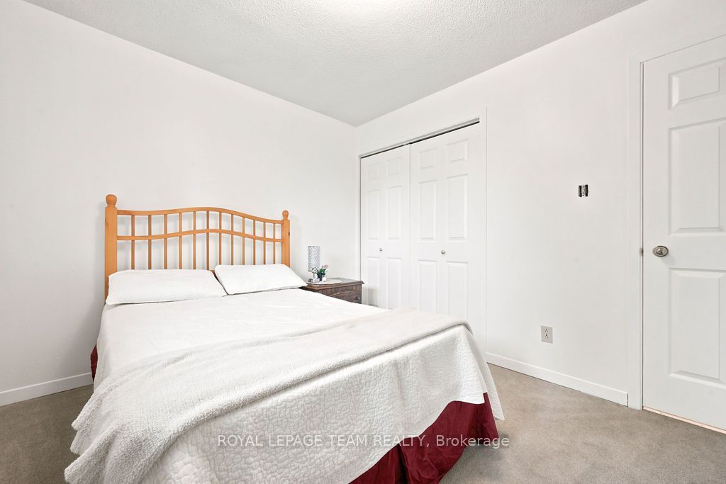 13 Springfield Drive Property Photo 34