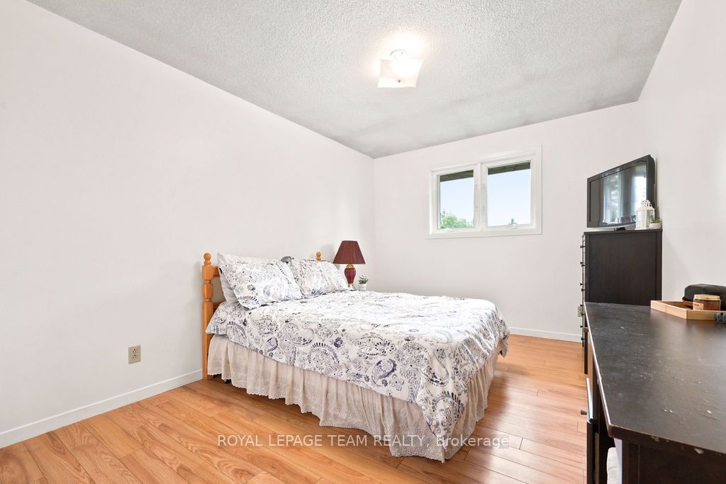 13 Springfield Drive Property Photo 35