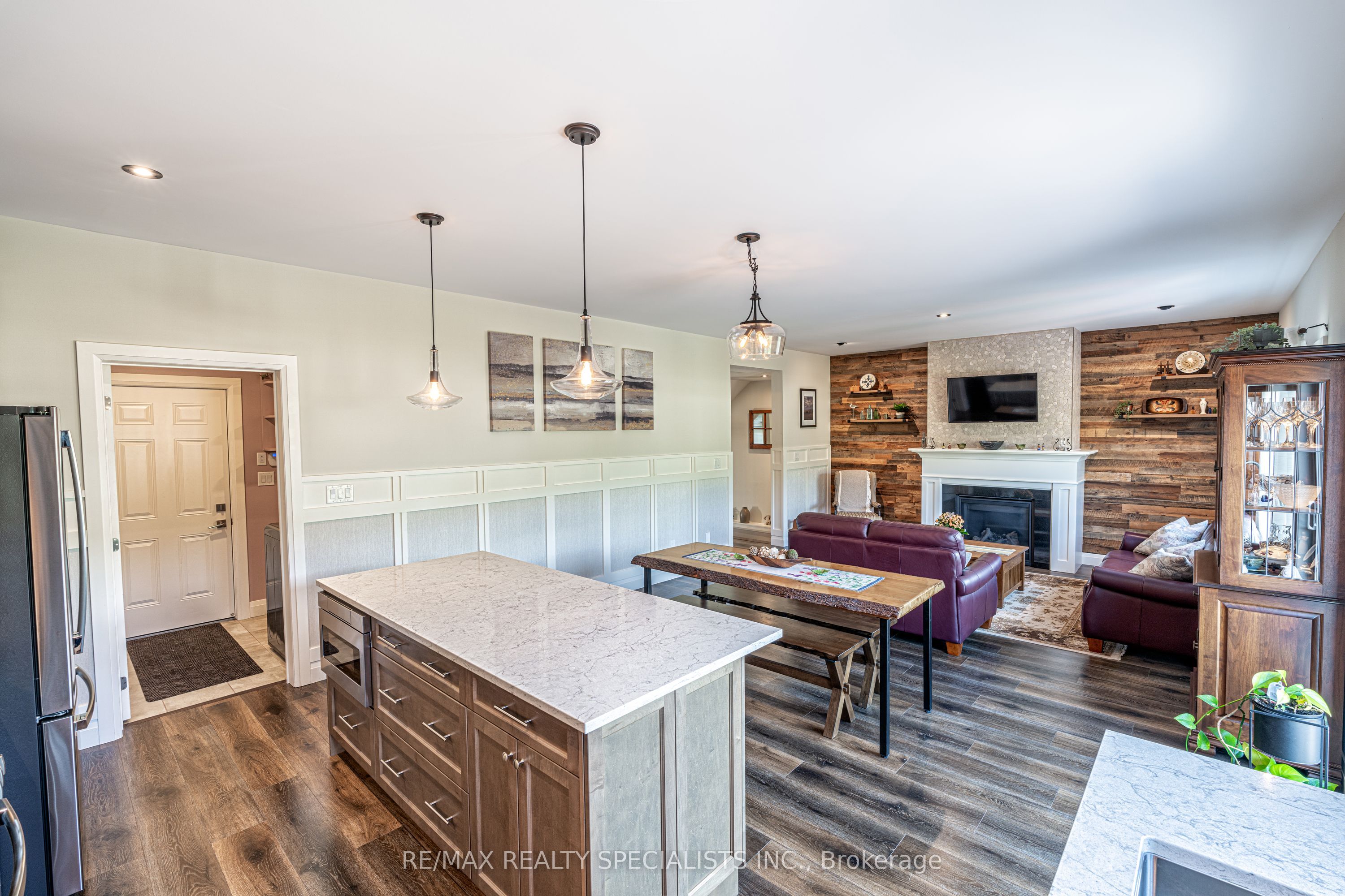 190 Courtland Street Property Photo 14