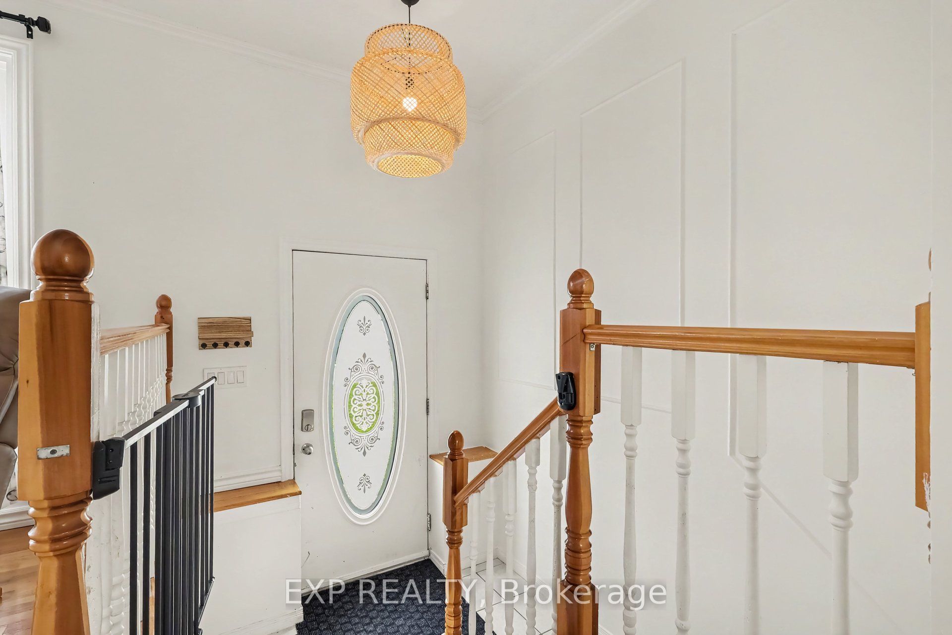 18 Centre Street Property Photo 3