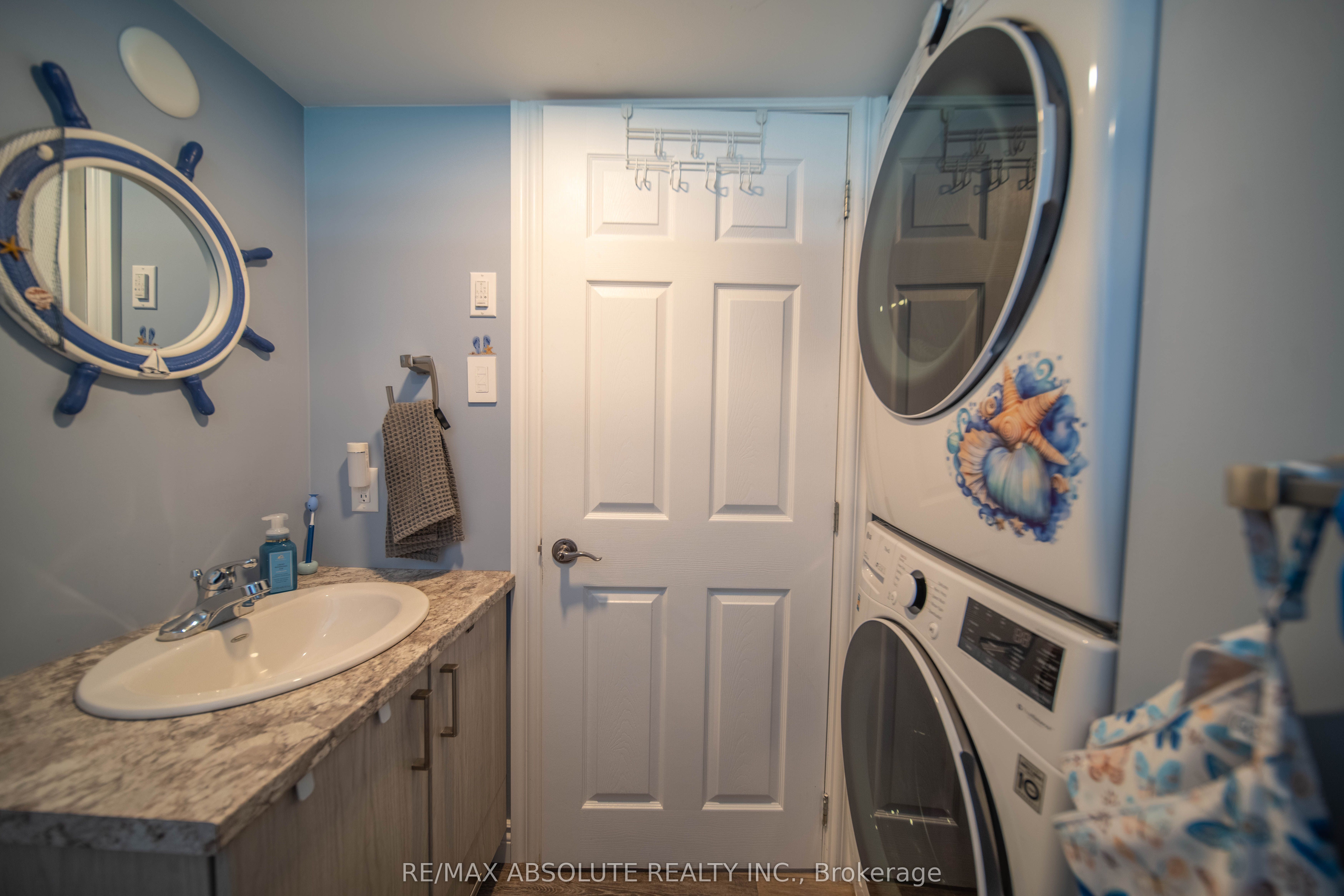 38 Duchesse Crescent Property Photo 36