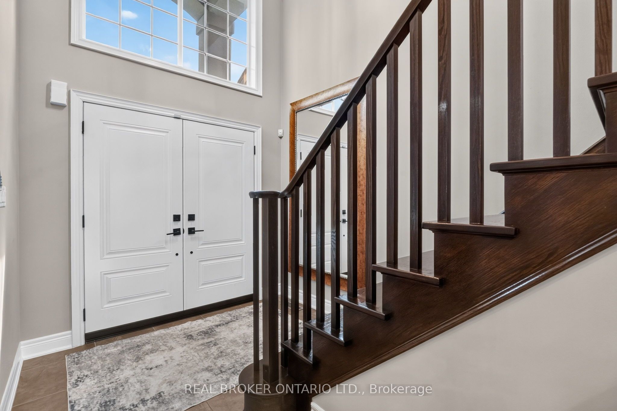 483 Valridge Drive Property Photo 10