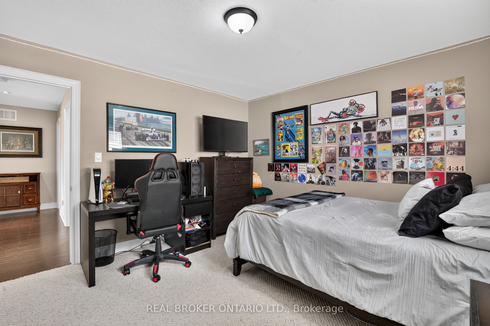 483 Valridge Drive Property Photo 33
