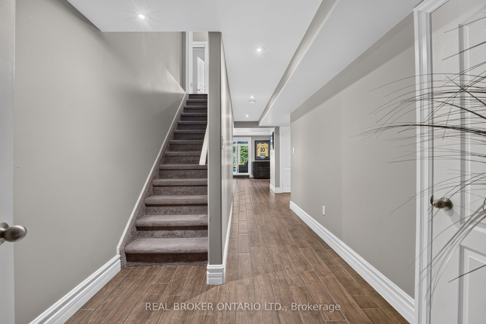 483 Valridge Drive Property Photo 35
