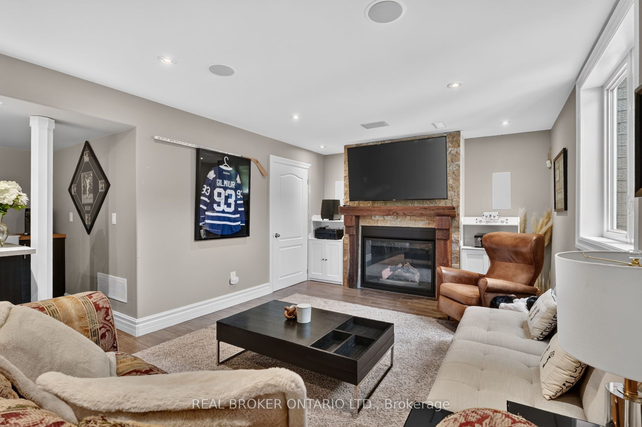 483 Valridge Drive Property Photo 38