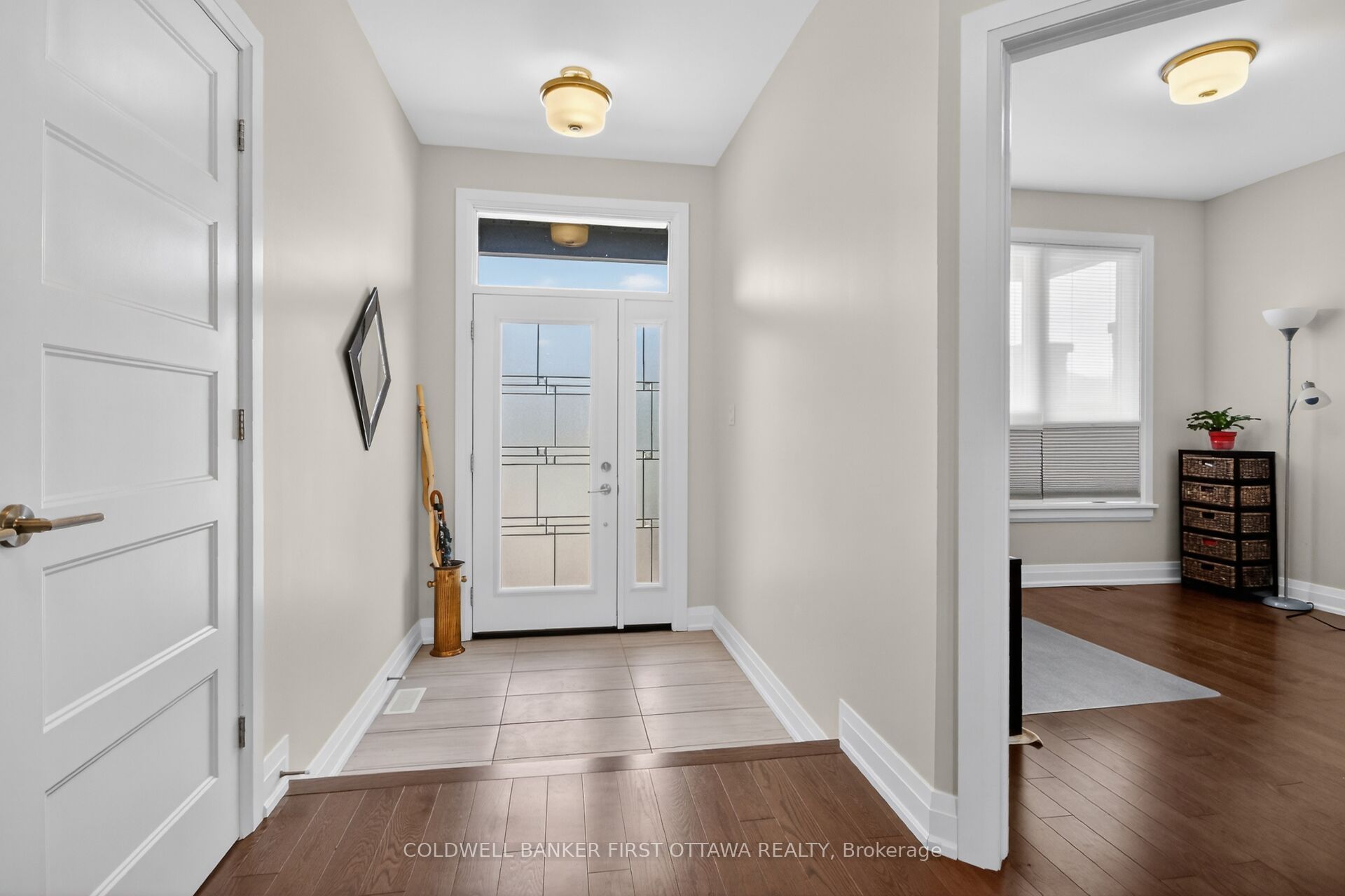 124 Lyon Street Property Photo 2