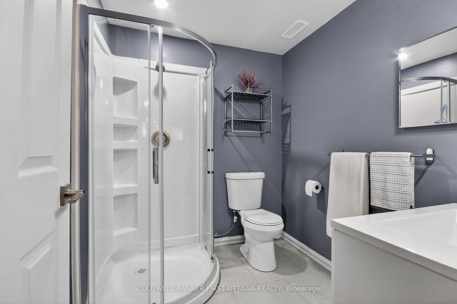 124 Lyon Street Property Photo 21