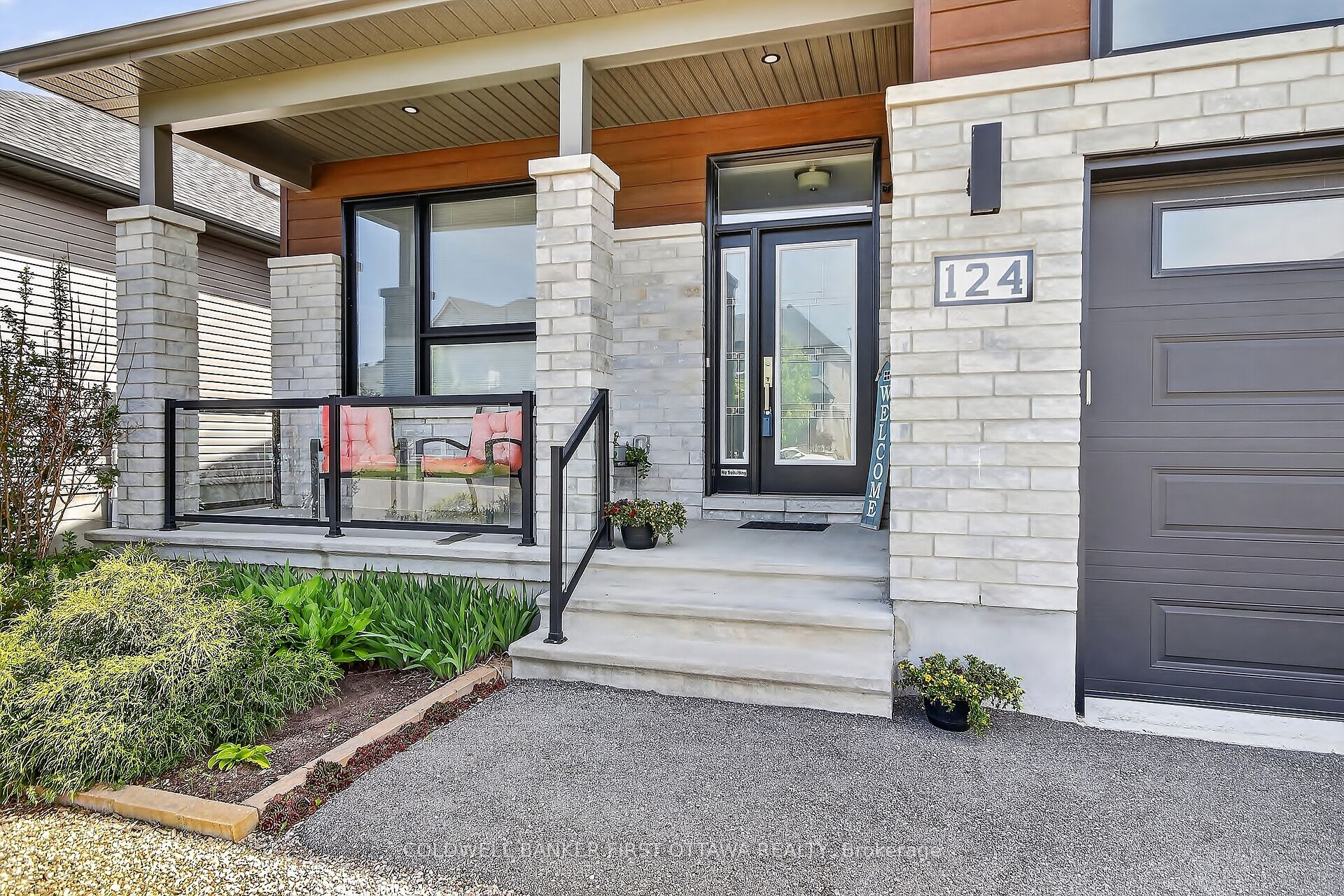 124 Lyon Street Property Photo 24