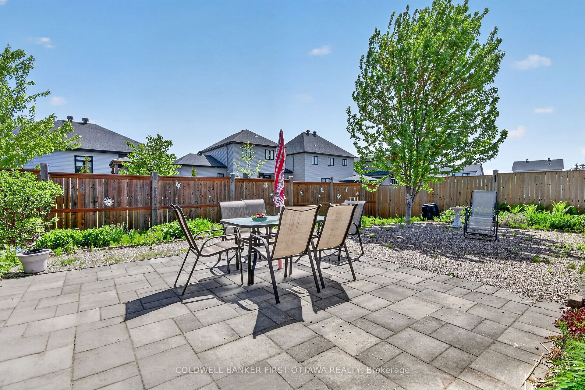 124 Lyon Street Property Photo 27